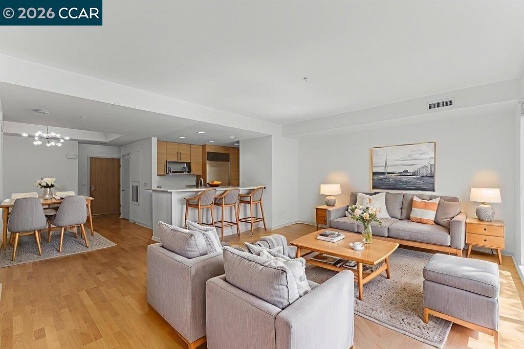 Photo #1: 41121790 Listing: Photo #1