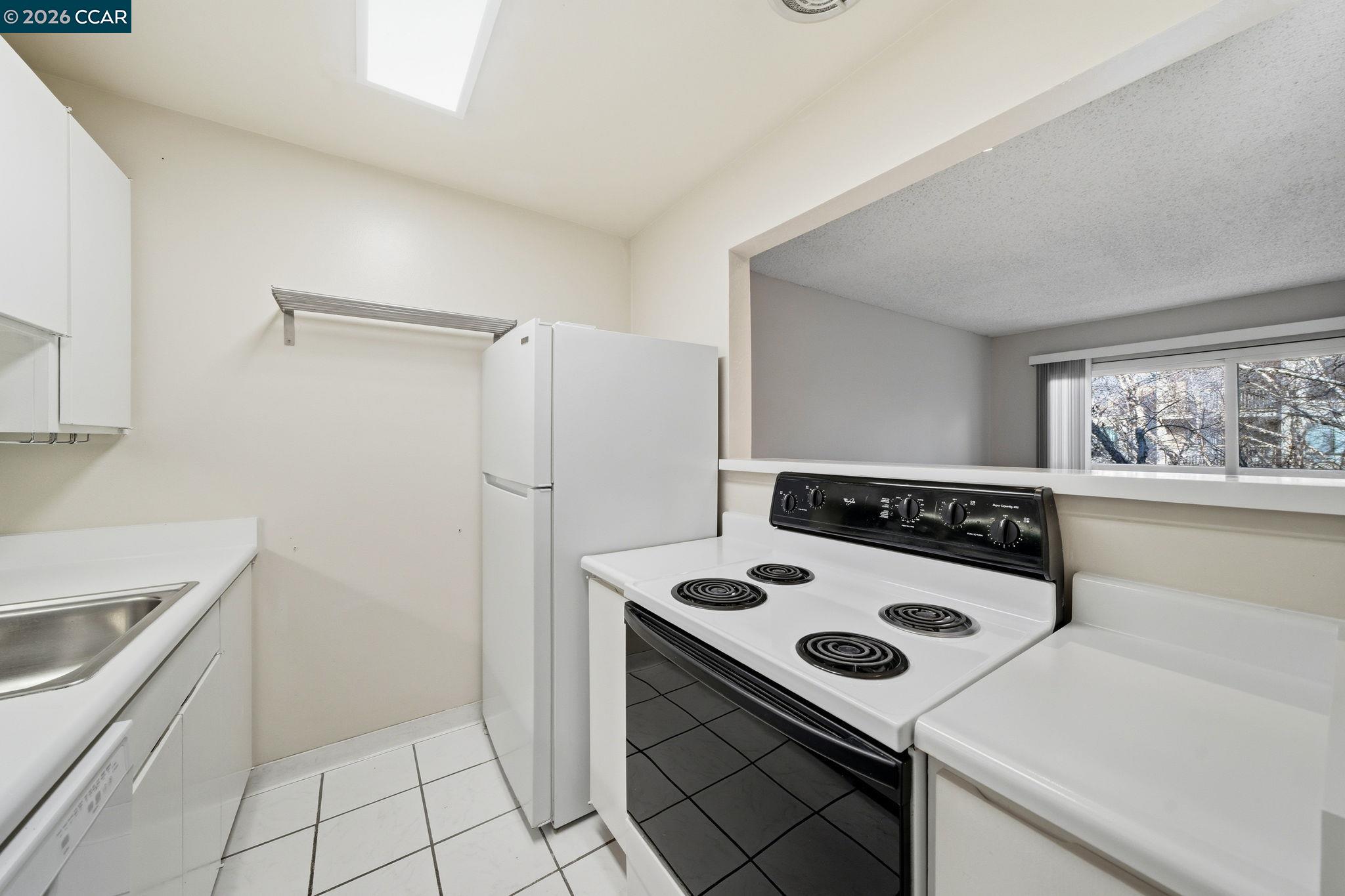 470 Civic Drive UNIT 405, Walnut Creek, CA, 94596