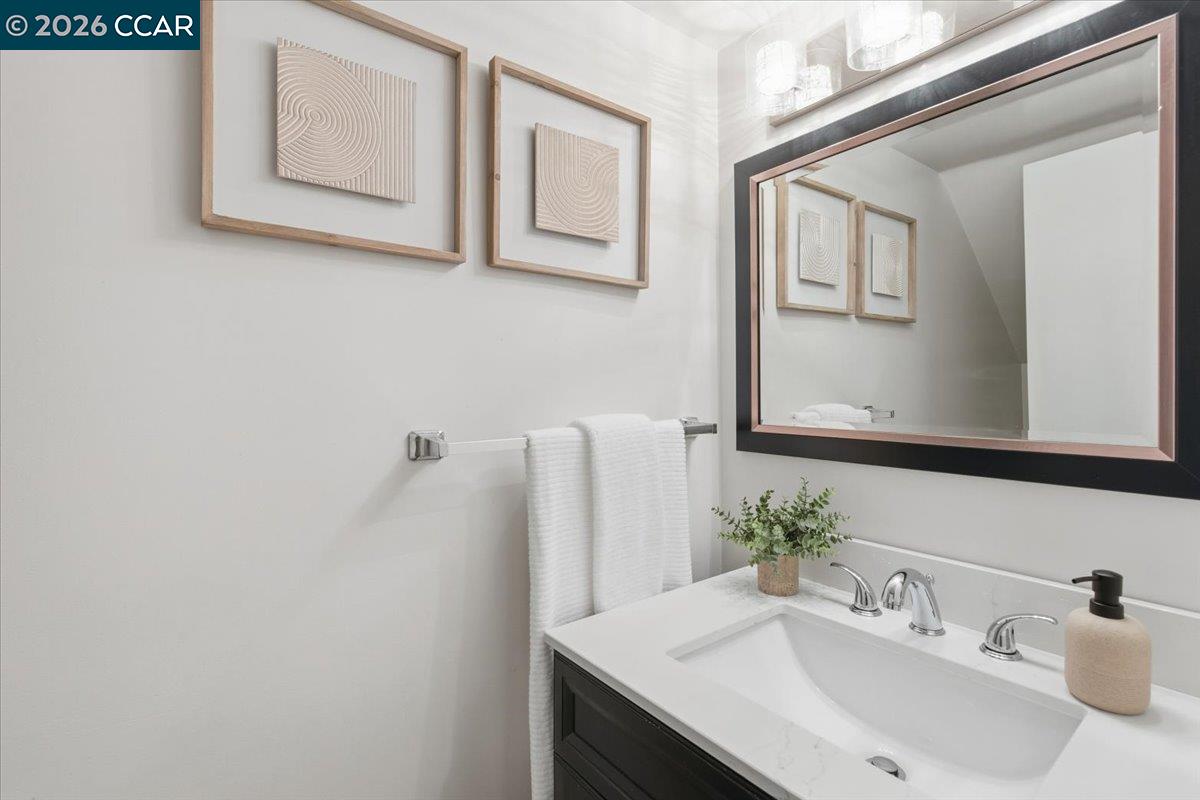 Detail Gallery Image 12 of 37 For 804 San Simeon, Concord,  CA 94518 - 3 Beds | 2/1 Baths