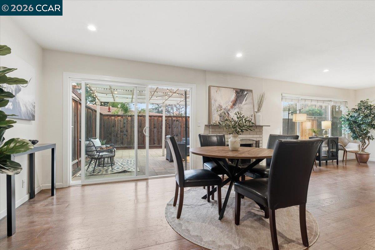 Detail Gallery Image 8 of 37 For 804 San Simeon, Concord,  CA 94518 - 3 Beds | 2/1 Baths