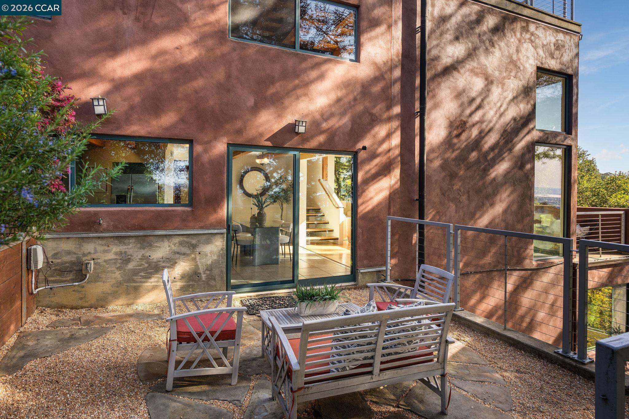 Detail Gallery Image 30 of 56 For 161 Panoramic Way, Berkeley,  CA 94704 - 2 Beds | 2 Baths