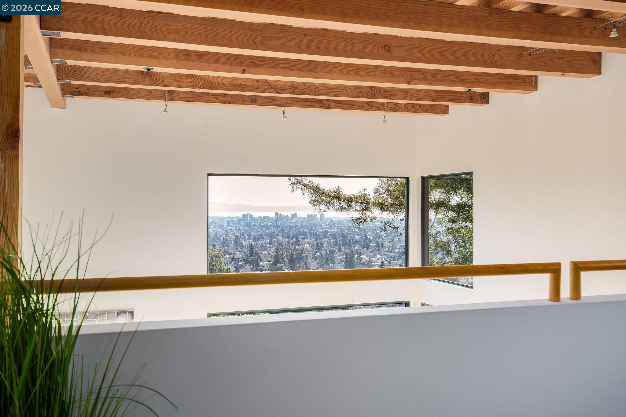 Detail Gallery Image 36 of 56 For 161 Panoramic Way, Berkeley,  CA 94704 - 2 Beds | 2 Baths
