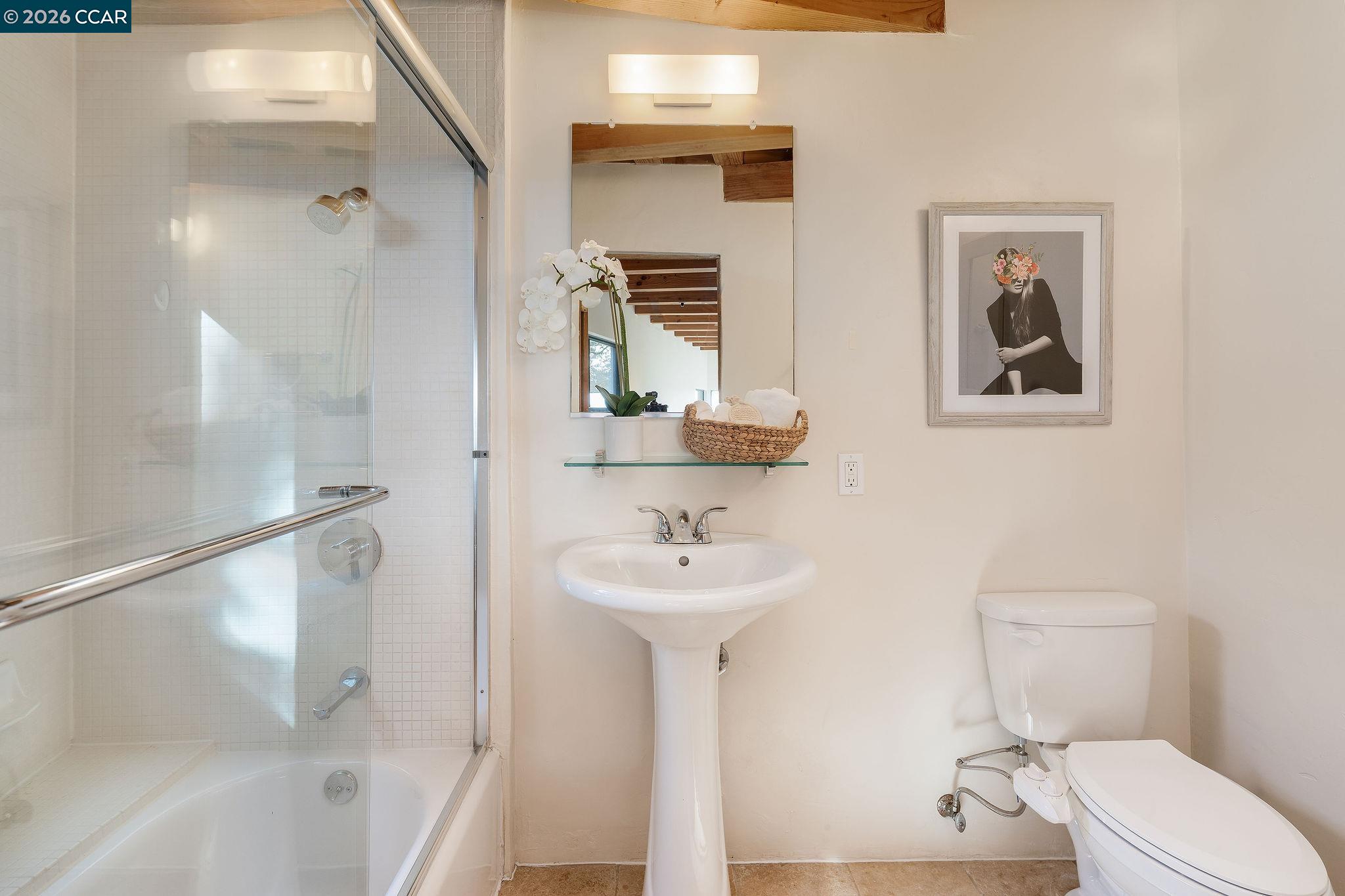 Detail Gallery Image 37 of 56 For 161 Panoramic Way, Berkeley,  CA 94704 - 2 Beds | 2 Baths