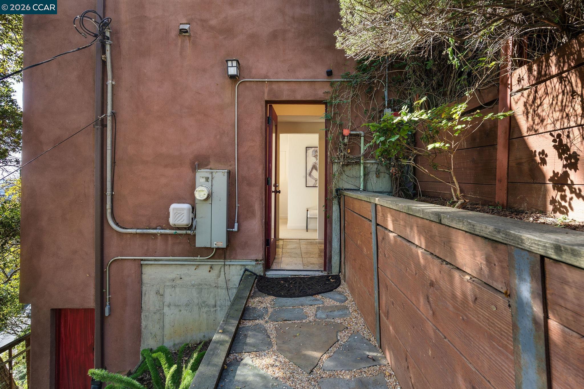 Detail Gallery Image 47 of 56 For 161 Panoramic Way, Berkeley,  CA 94704 - 2 Beds | 2 Baths