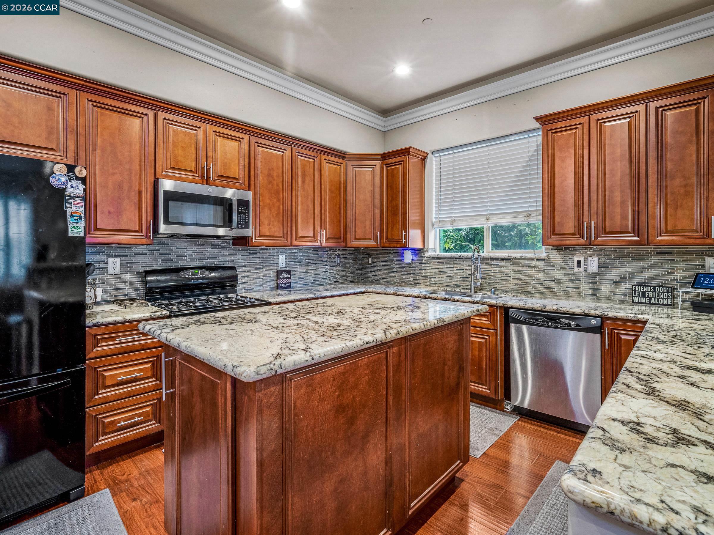 1021 Azusa St, Sacramento CA 95833 — photo 12