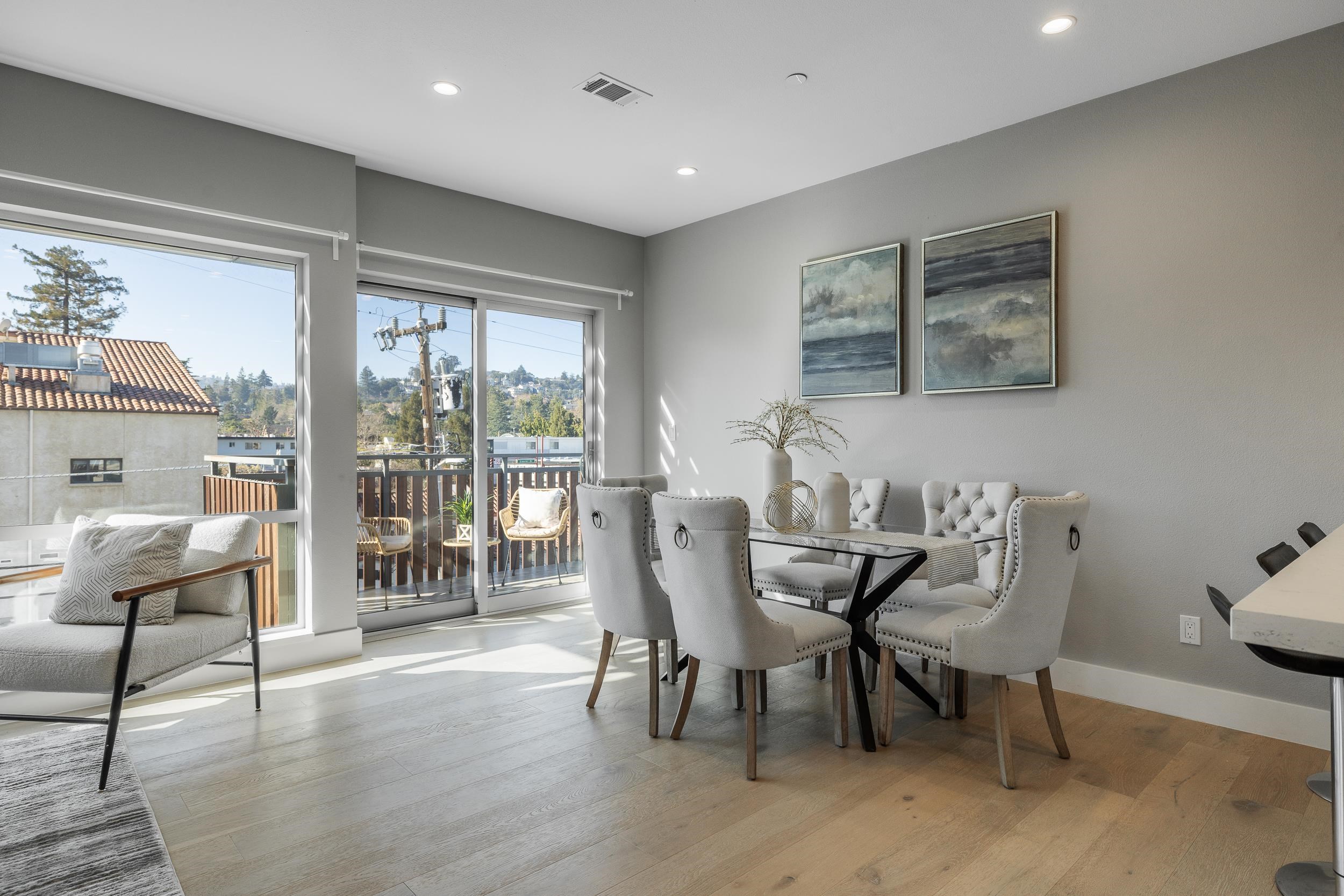 Detail Gallery Image 3 of 32 For 520 El Camino Real #309,  San Carlos,  CA 94070 - 3 Beds | 2 Baths