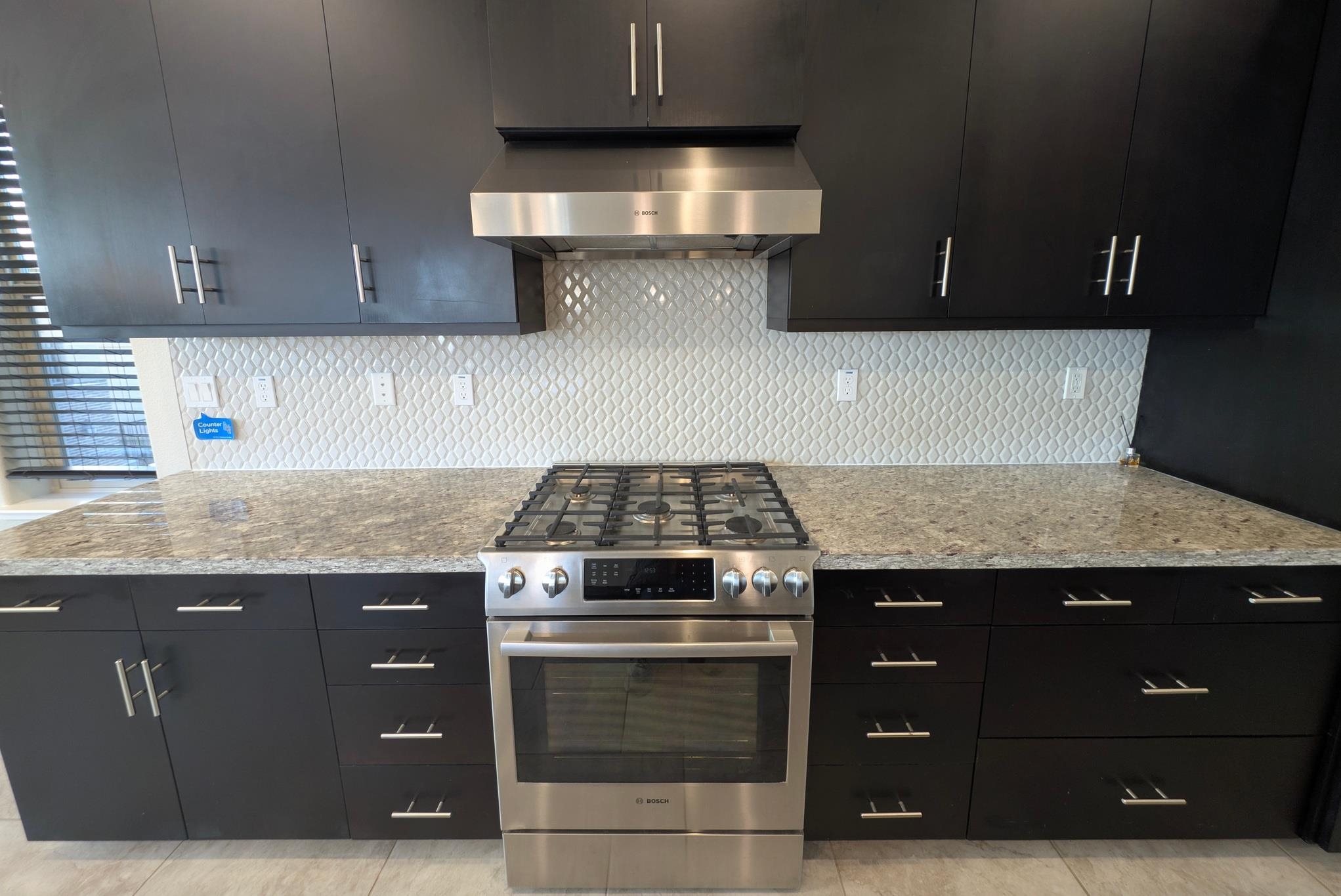 Detail Gallery Image 11 of 44 For 1380 Brookline Loop, Pleasanton,  CA 94566 - 3 Beds | 2/2 Baths