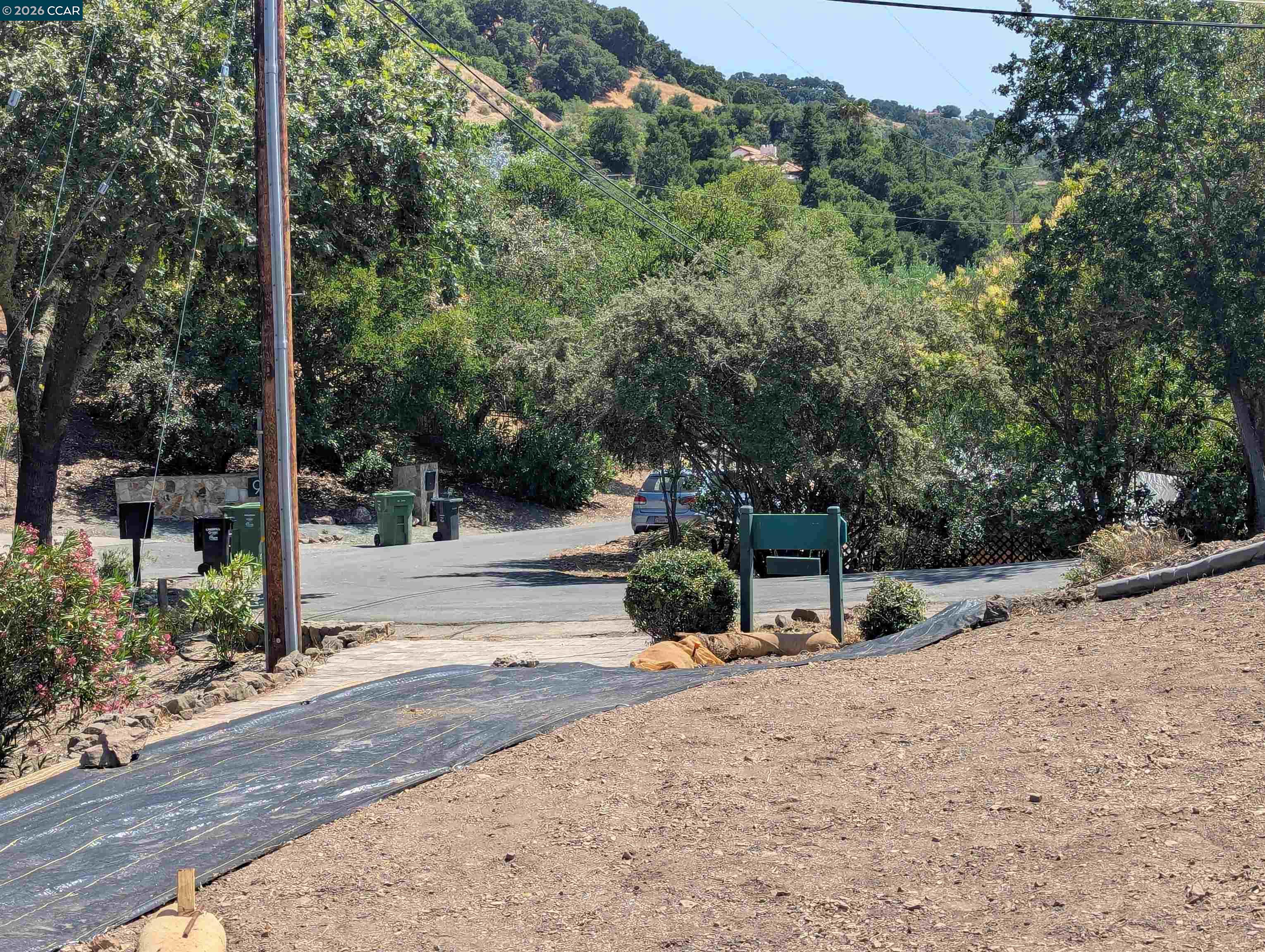 Detail Gallery Image 12 of 34 For 13 St James  Ct., Orinda,  CA 94563 - – Beds | – Baths