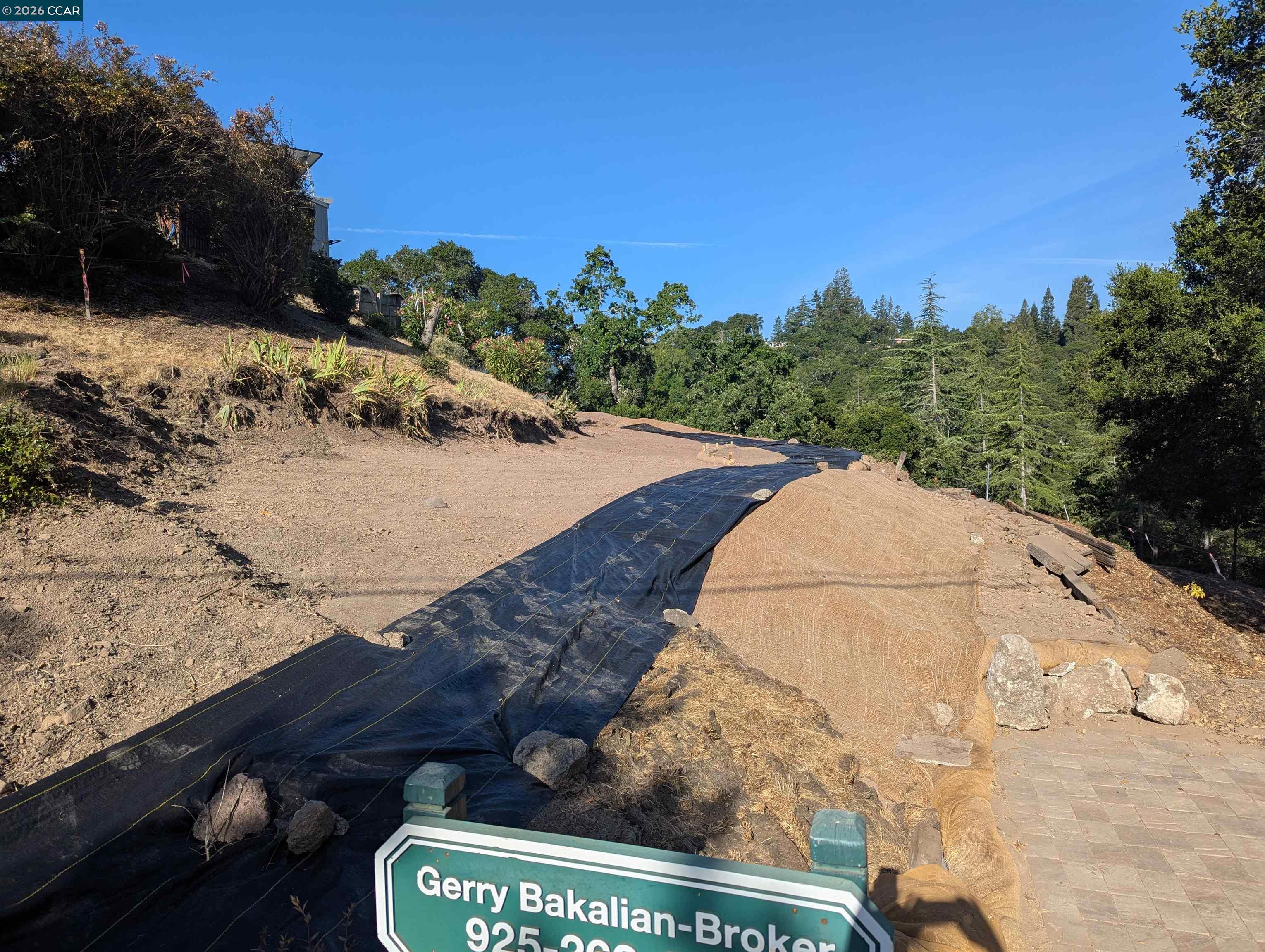 Detail Gallery Image 3 of 34 For 13 St James  Ct., Orinda,  CA 94563 - – Beds | – Baths