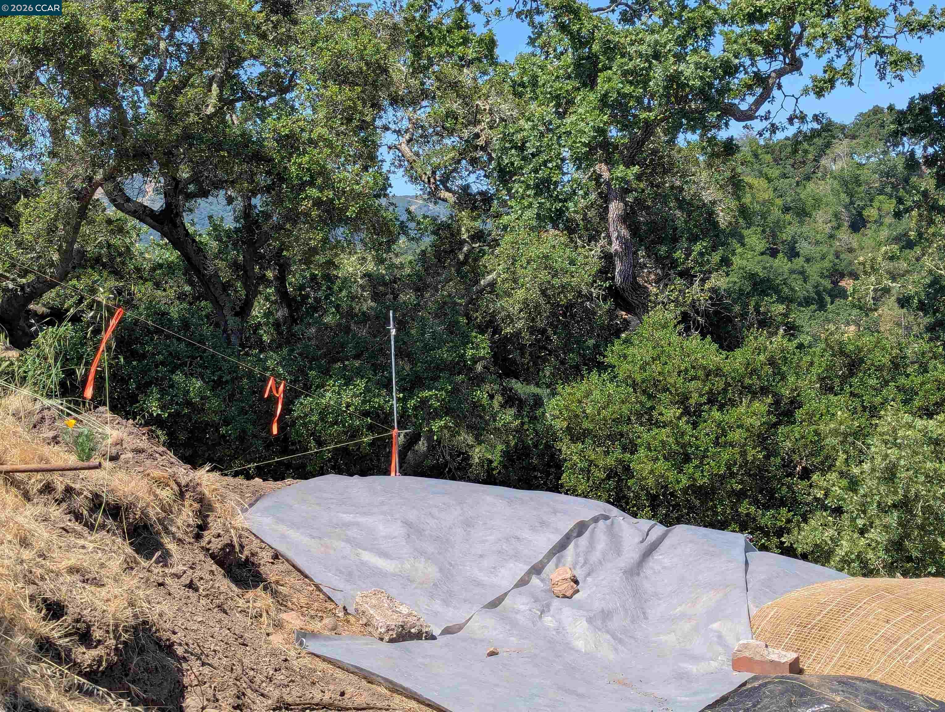 Detail Gallery Image 7 of 34 For 13 St James  Ct., Orinda,  CA 94563 - – Beds | – Baths