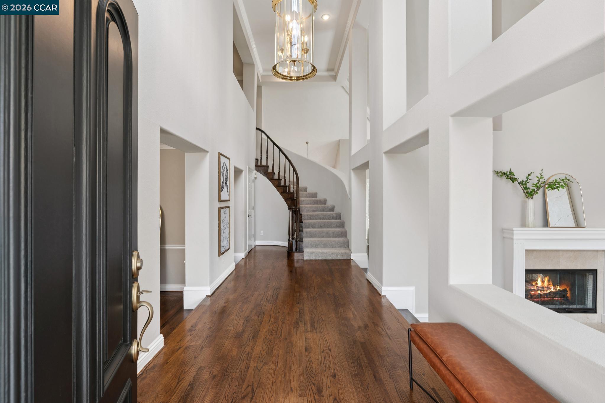 Detail Gallery Image 3 of 49 For 40 Oak Trail Ct, Alamo,  CA 94507 - 4 Beds | 3/1 Baths