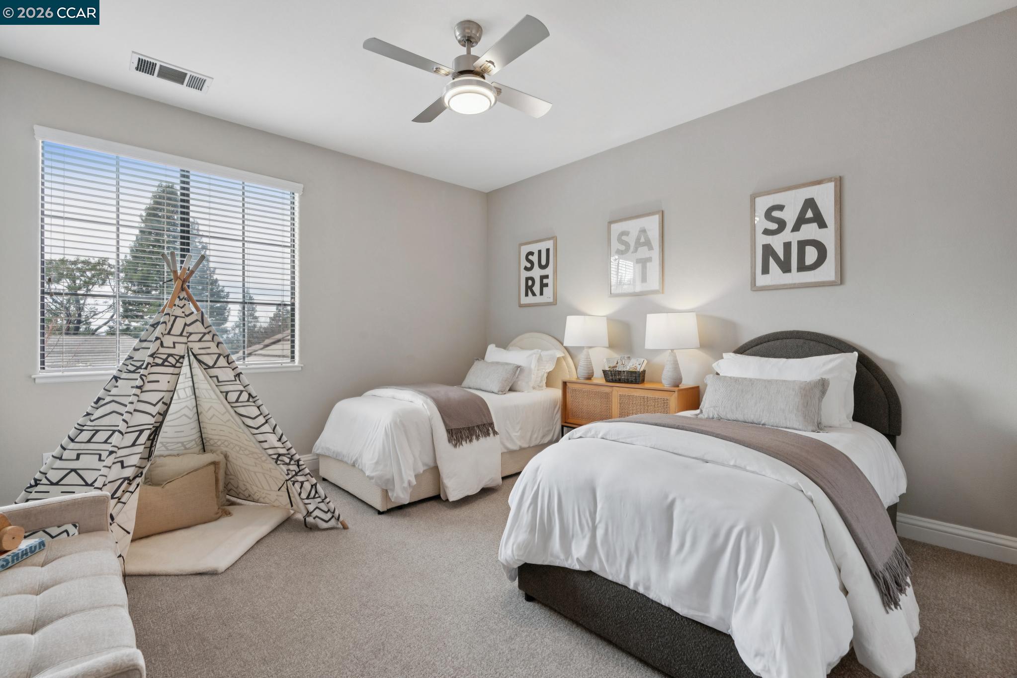 Detail Gallery Image 35 of 49 For 40 Oak Trail Ct, Alamo,  CA 94507 - 4 Beds | 3/1 Baths