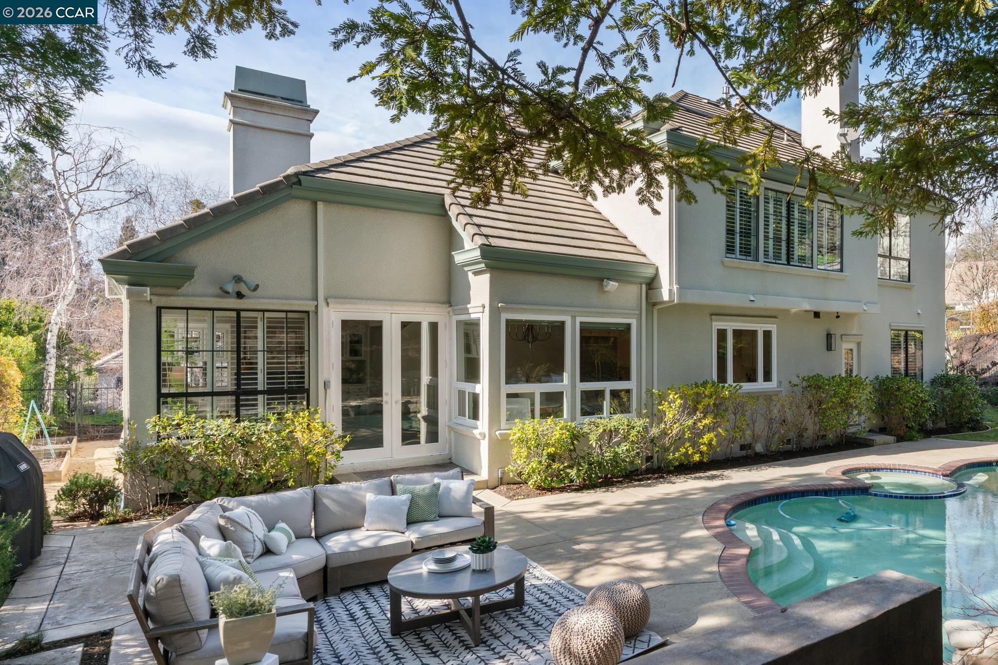 Detail Gallery Image 45 of 49 For 40 Oak Trail Ct, Alamo,  CA 94507 - 4 Beds | 3/1 Baths