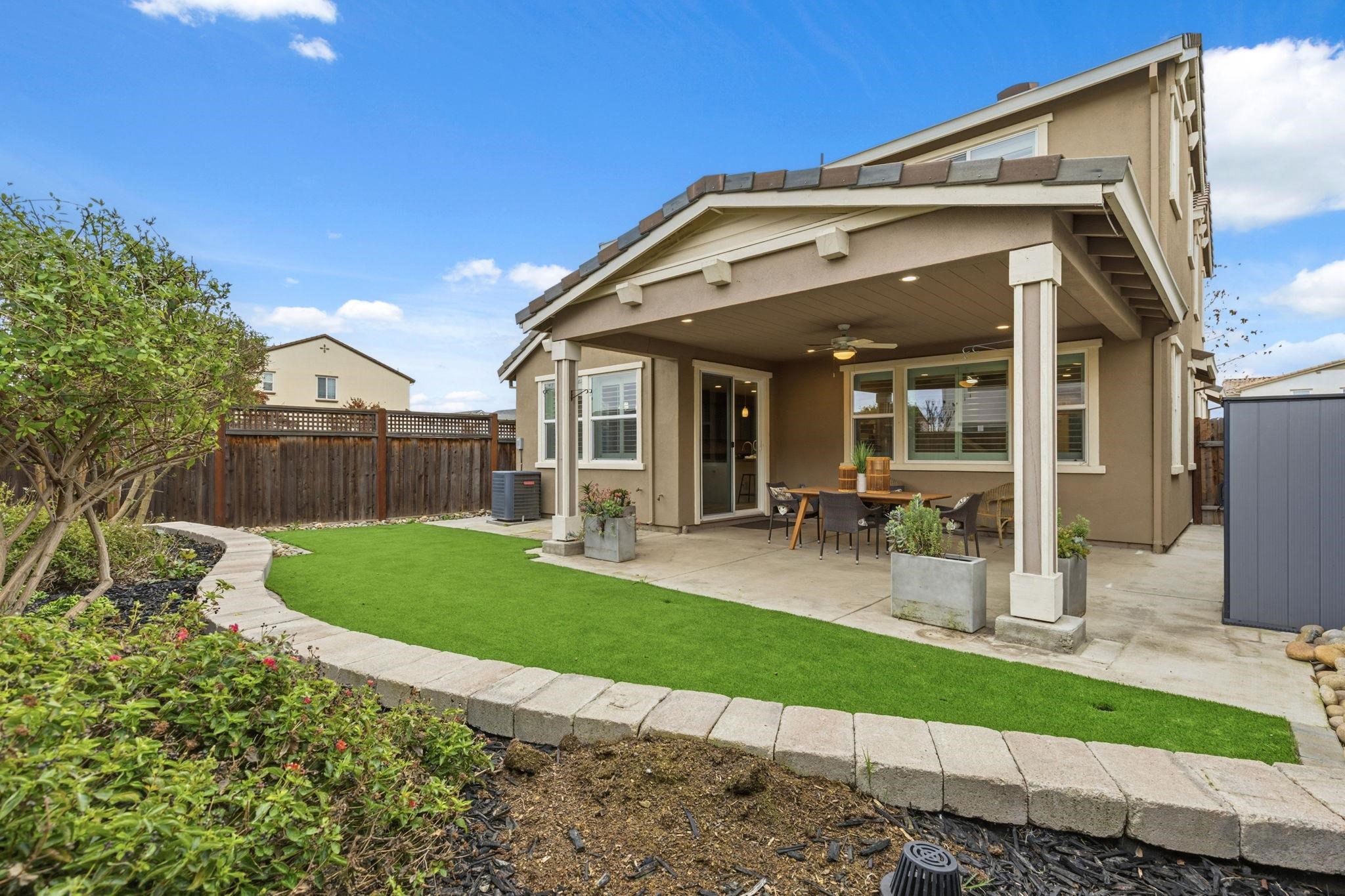 Detail Gallery Image 18 of 48 For 1703 Solano Court, Lathrop,  CA 95330 - 4 Beds | 3 Baths