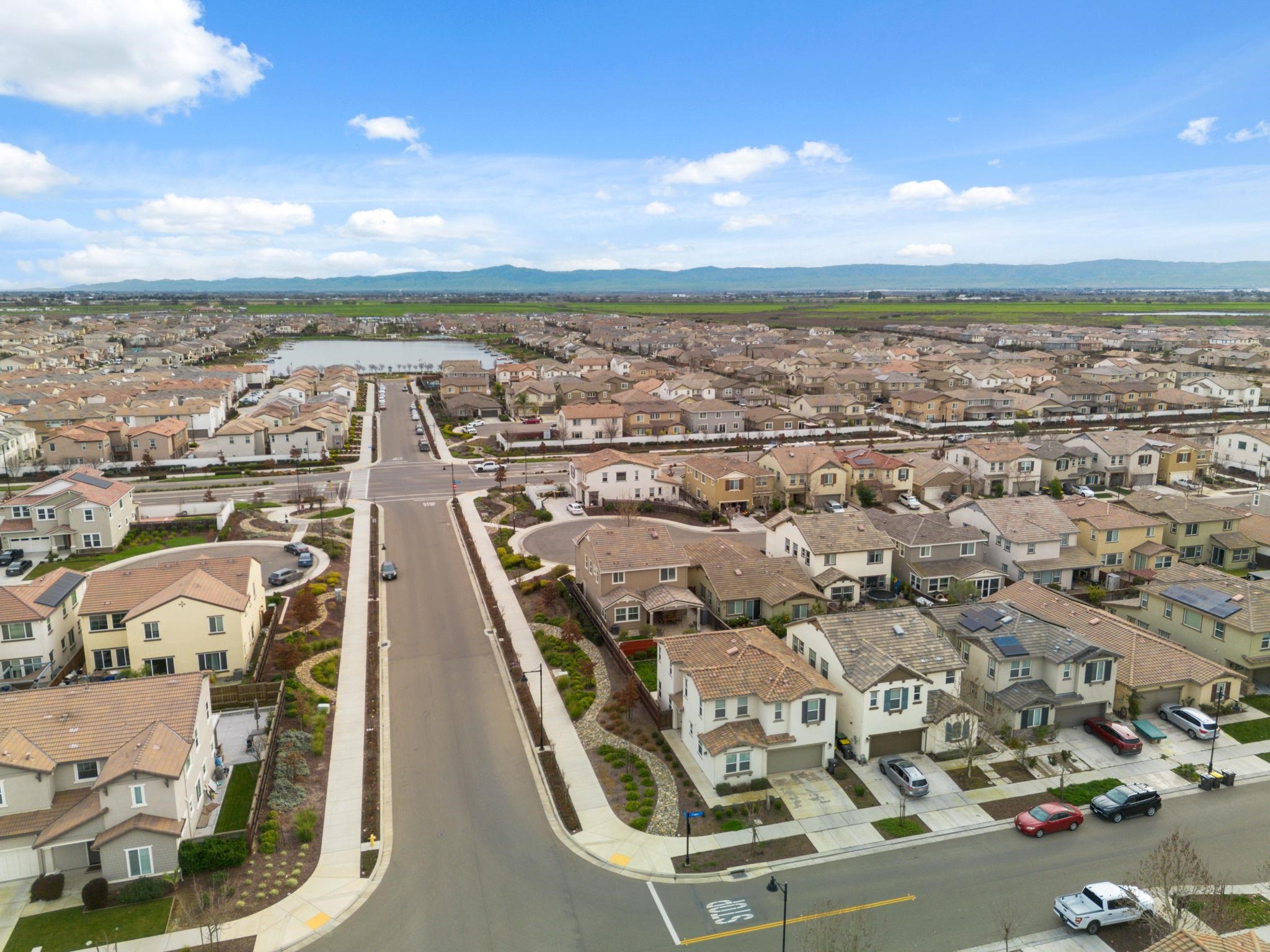 Detail Gallery Image 46 of 48 For 1703 Solano Court, Lathrop,  CA 95330 - 4 Beds | 3 Baths