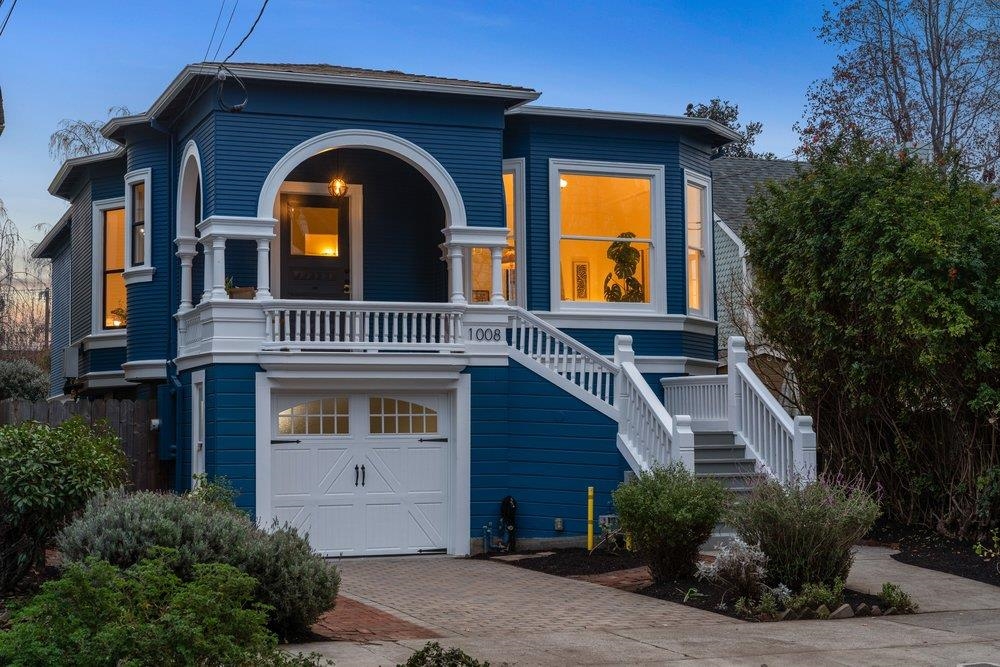 Front Image Thumbnail for BE41121824