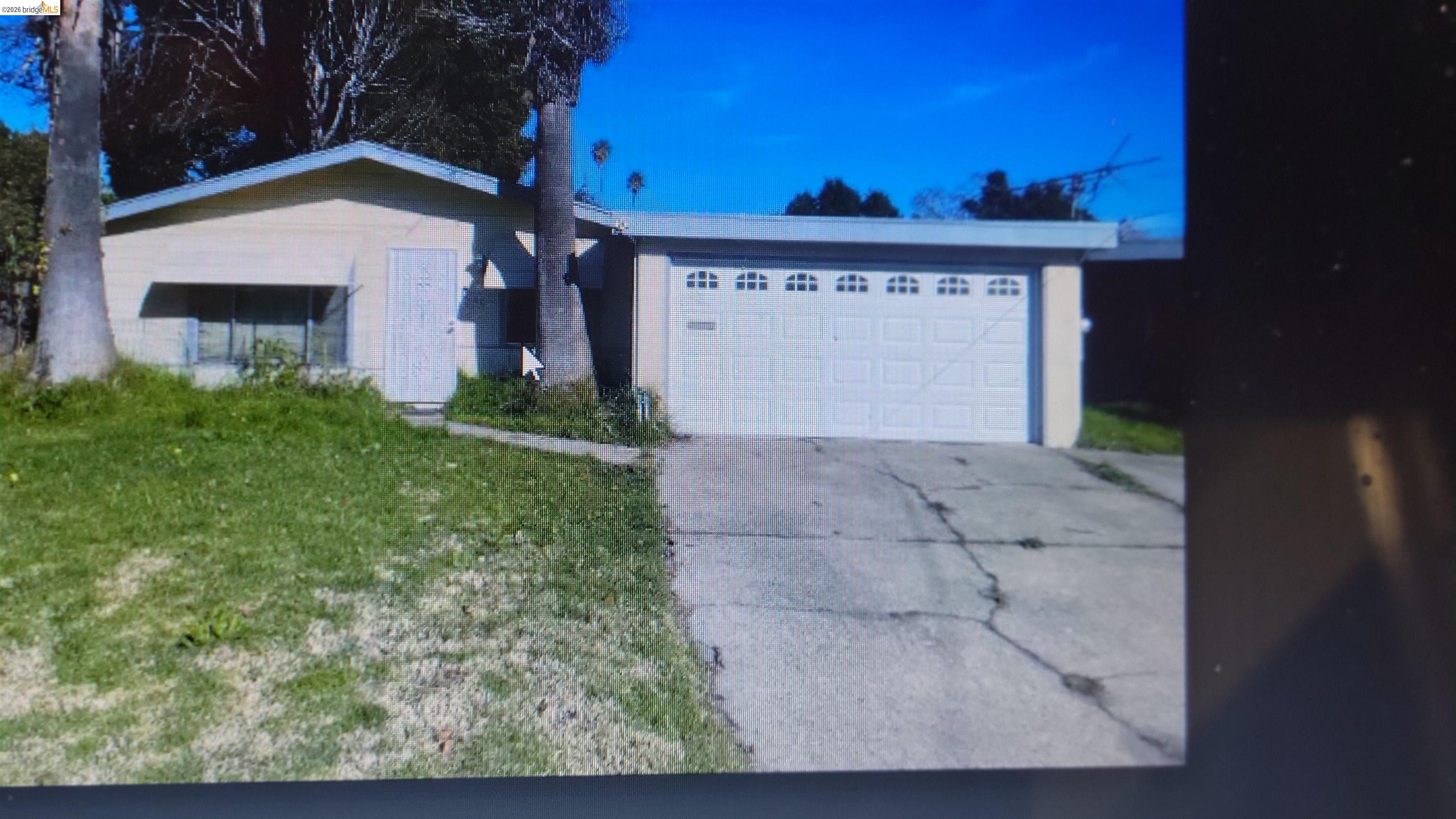 2190 Giant Rd, San Pablo, CA, 94806