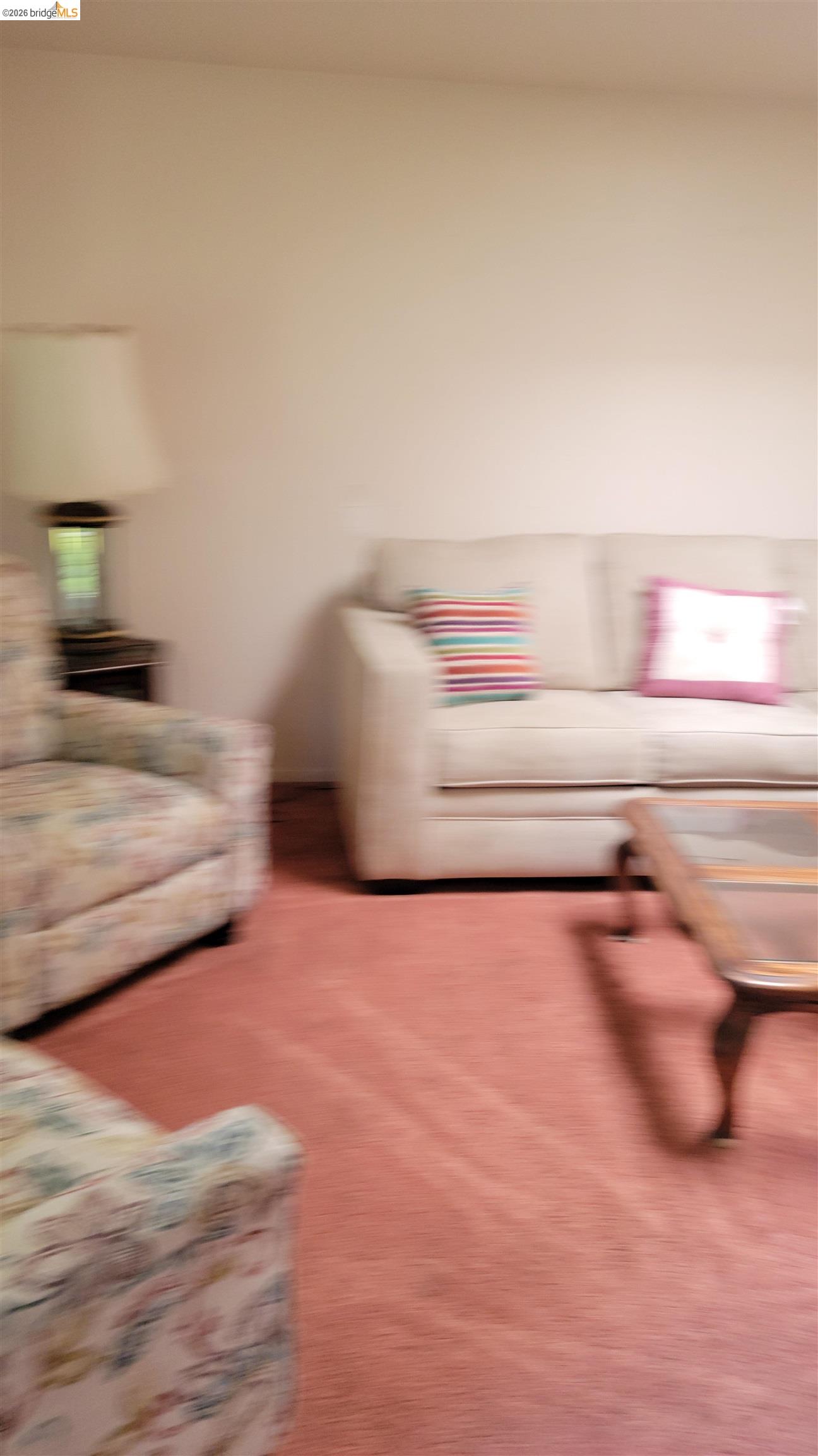 Detail Gallery Image 2 of 16 For 2190 Giant Rd, San Pablo,  CA 94806 - 3 Beds | 1 Baths