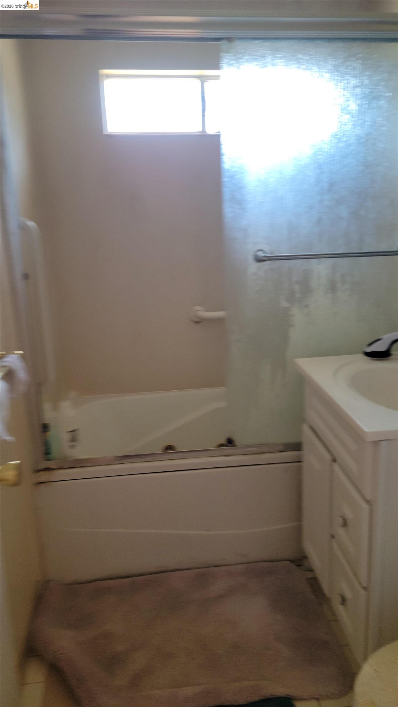 Detail Gallery Image 13 of 16 For 2190 Giant Rd, San Pablo,  CA 94806 - 3 Beds | 1 Baths