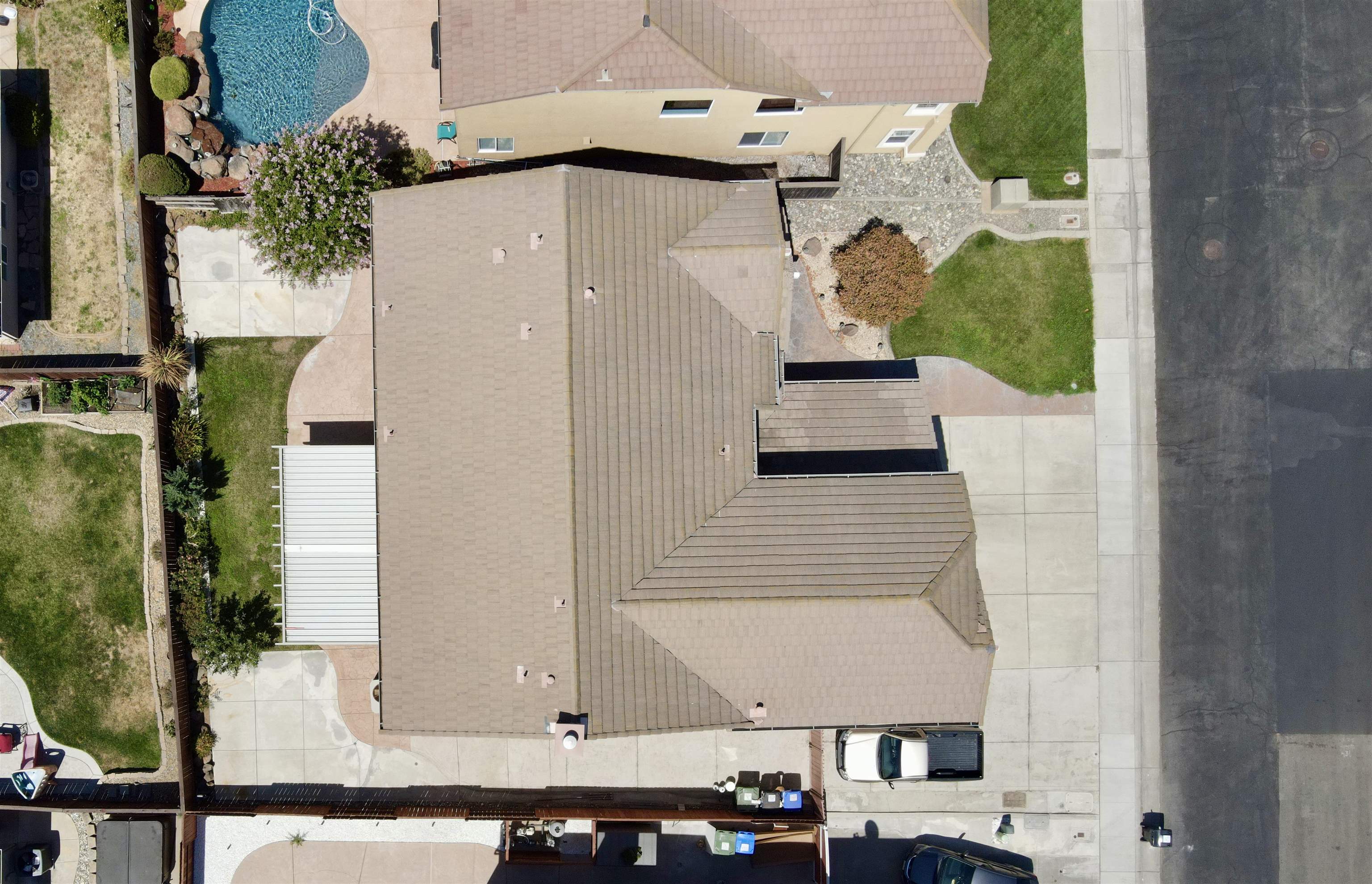 Detail Gallery Image 39 of 39 For 9416 Lyndley Plaza Way, Elk Grove,  CA 95624 - 5 Beds | 3 Baths