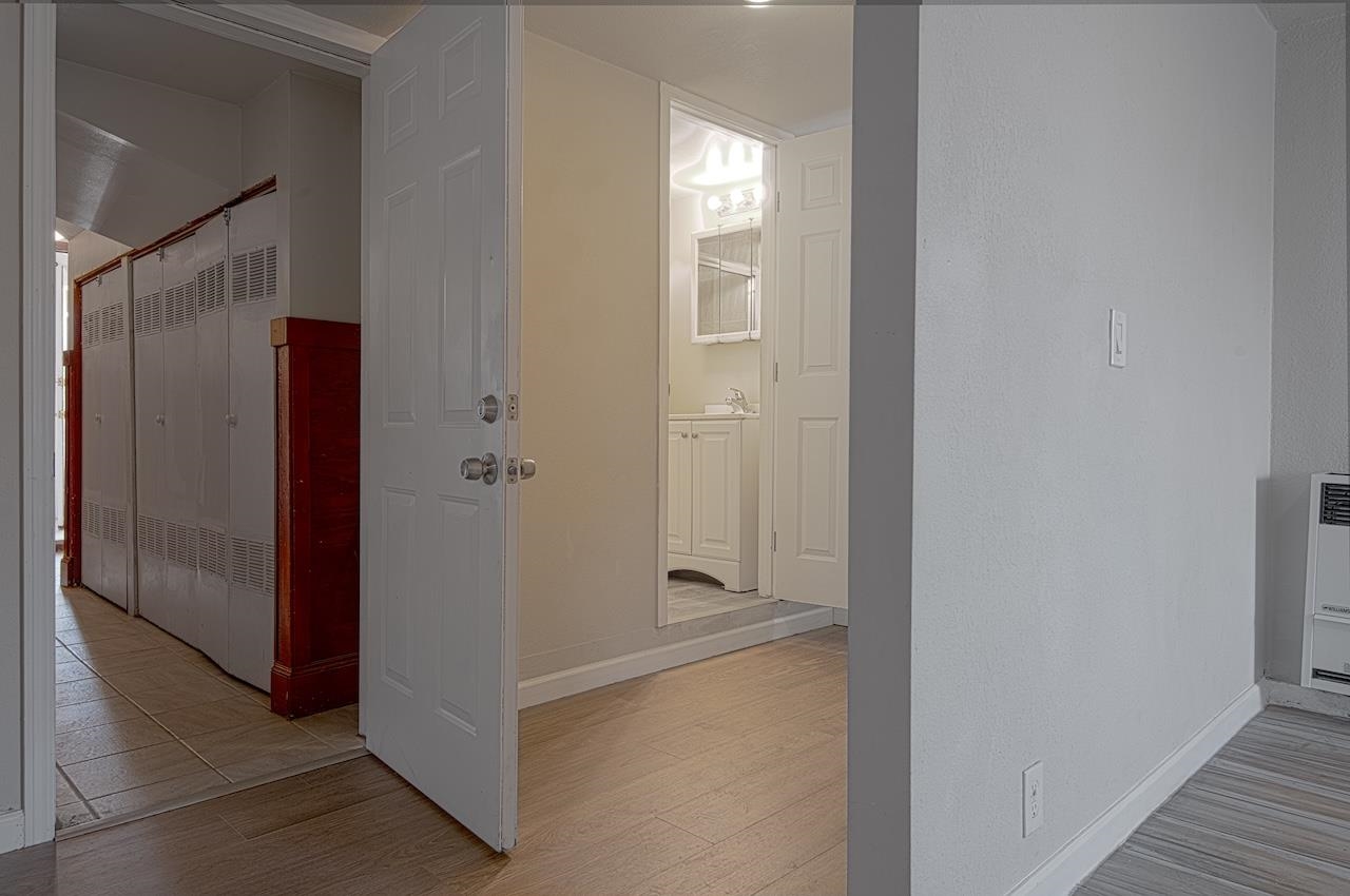 Detail Gallery Image 12 of 33 For 653 20th St, Richmond,  CA 94801 - 5 Beds | 2 Baths