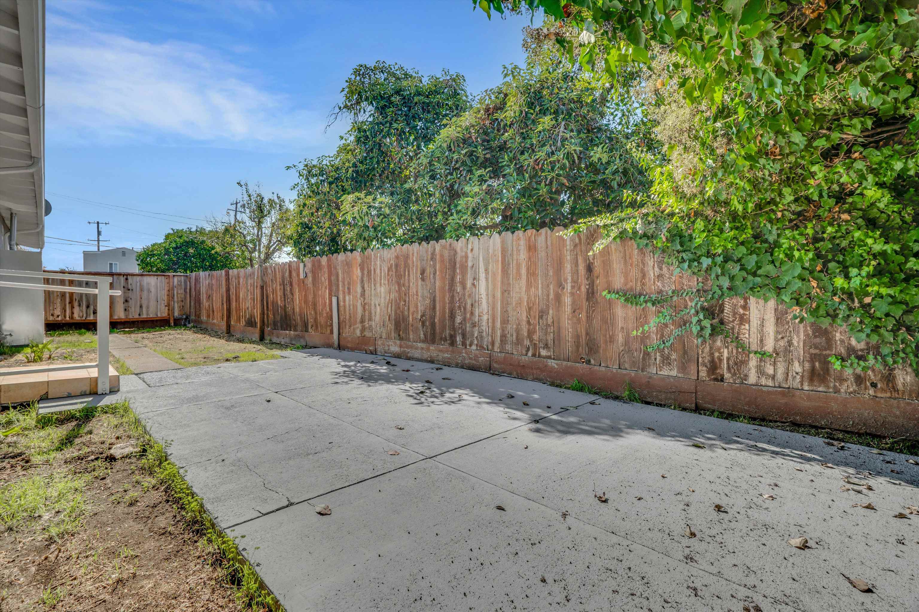 Detail Gallery Image 29 of 31 For 60 Railroad Ave, Rodeo,  CA 94572 - 5 Beds | 2 Baths