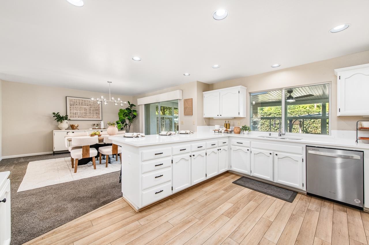 Detail Gallery Image 18 of 59 For 297 Del Valle Ct, Pleasanton,  CA 94566 - 3 Beds | 2/1 Baths