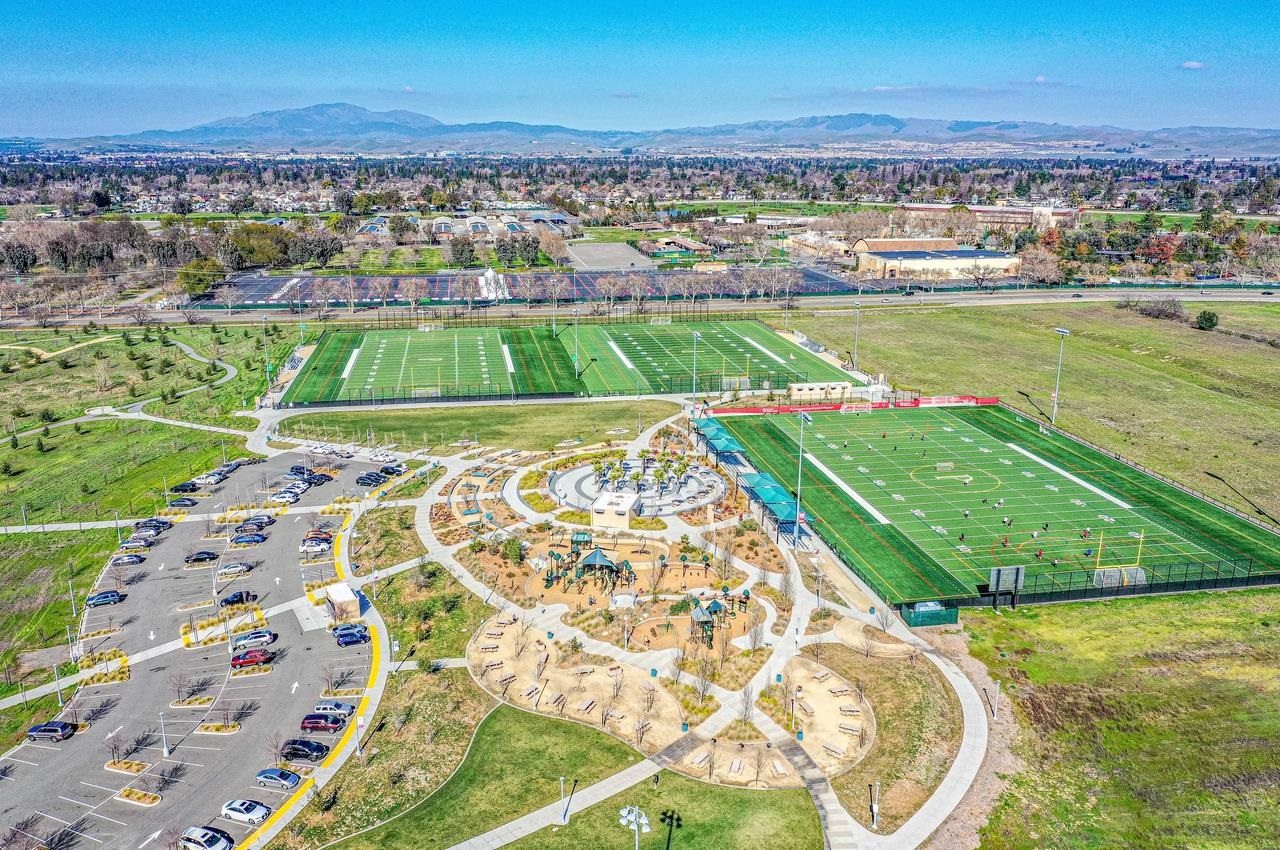 Detail Gallery Image 55 of 59 For 297 Del Valle Ct, Pleasanton,  CA 94566 - 3 Beds | 2/1 Baths