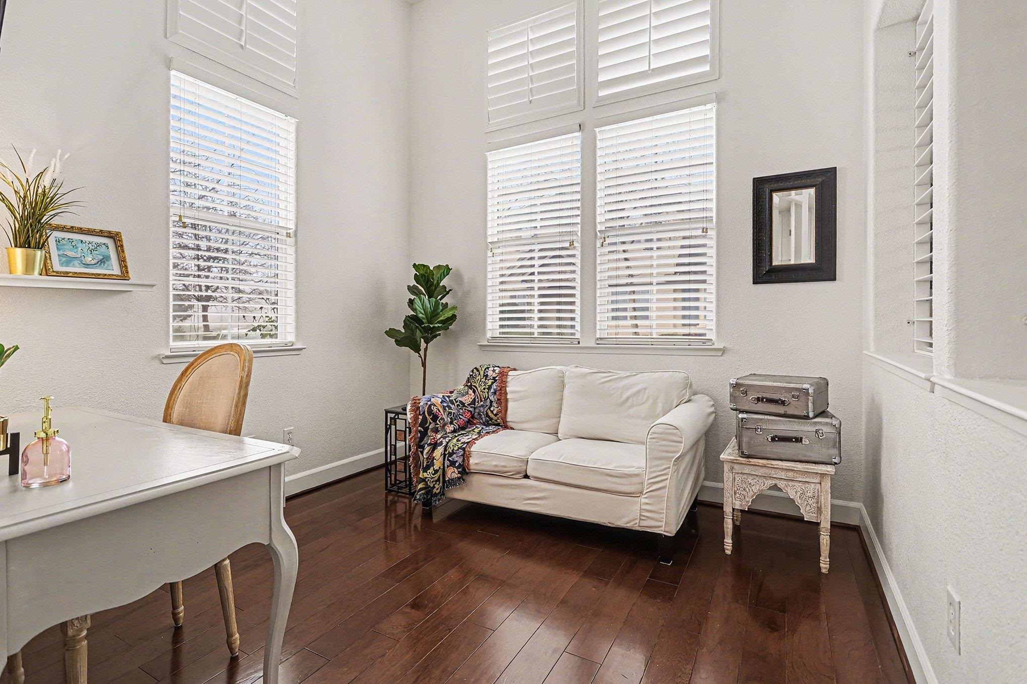 Detail Gallery Image 15 of 36 For 6235 Newhaven Ln, Vallejo,  CA 94591 - 3 Beds | 2/1 Baths