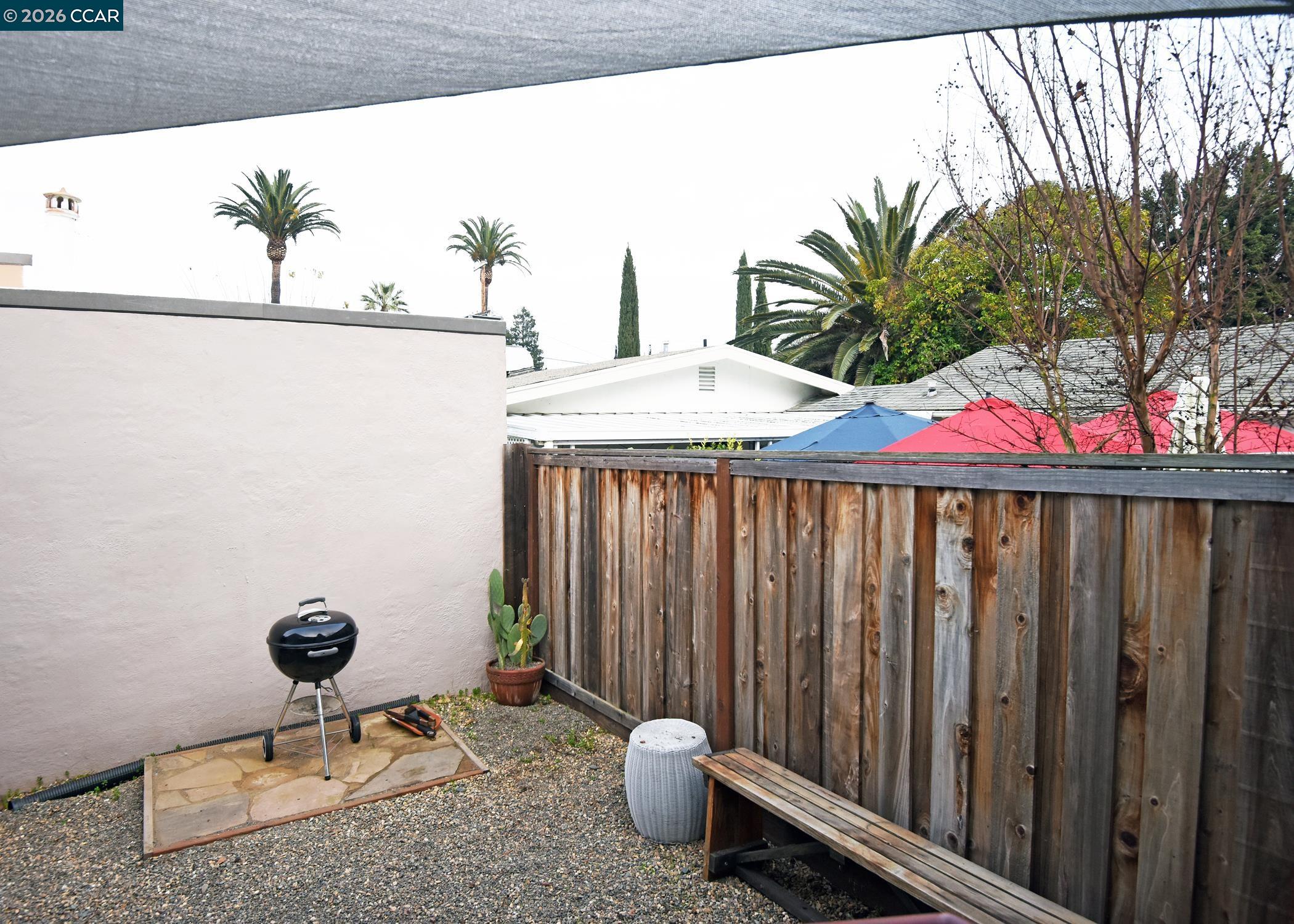 Detail Gallery Image 25 of 25 For 228 Arreba St., Martinez,  CA 94553 - 2 Beds | 1 Baths