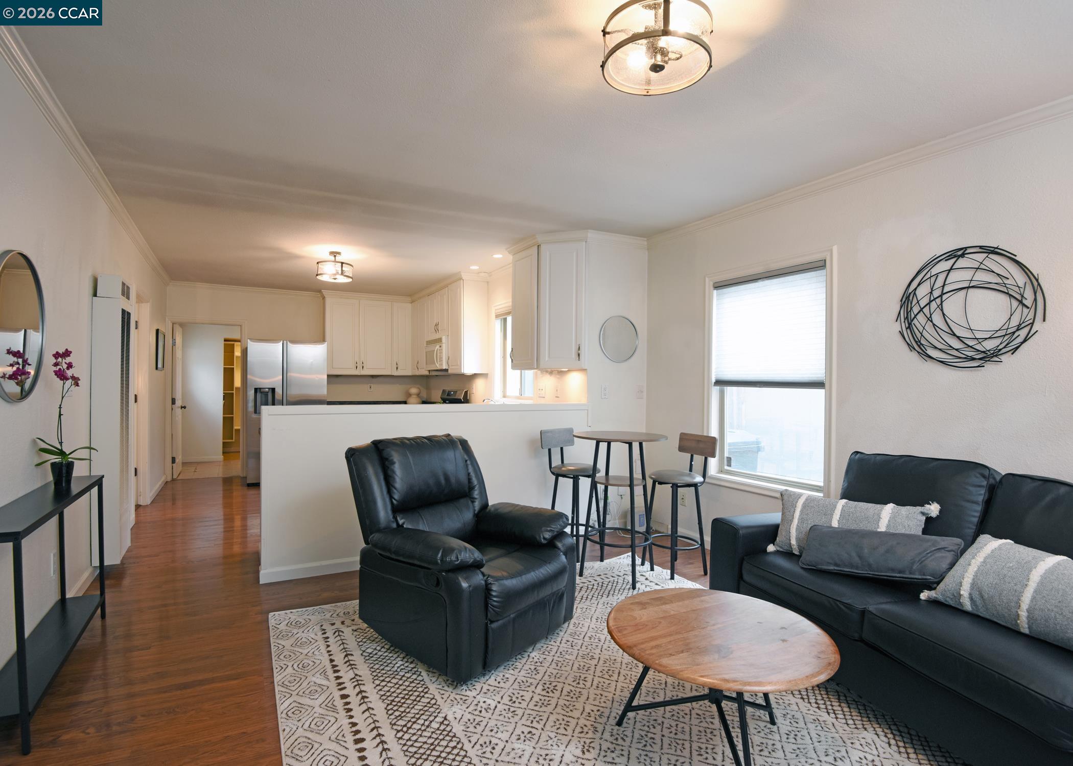 Detail Gallery Image 5 of 25 For 228 Arreba St., Martinez,  CA 94553 - 2 Beds | 1 Baths