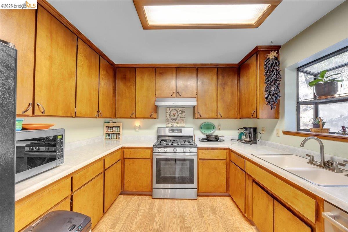 Detail Gallery Image 23 of 50 For 20550 Ponderosa Way, Tuolumne,  CA 95379 - 5 Beds | 3 Baths