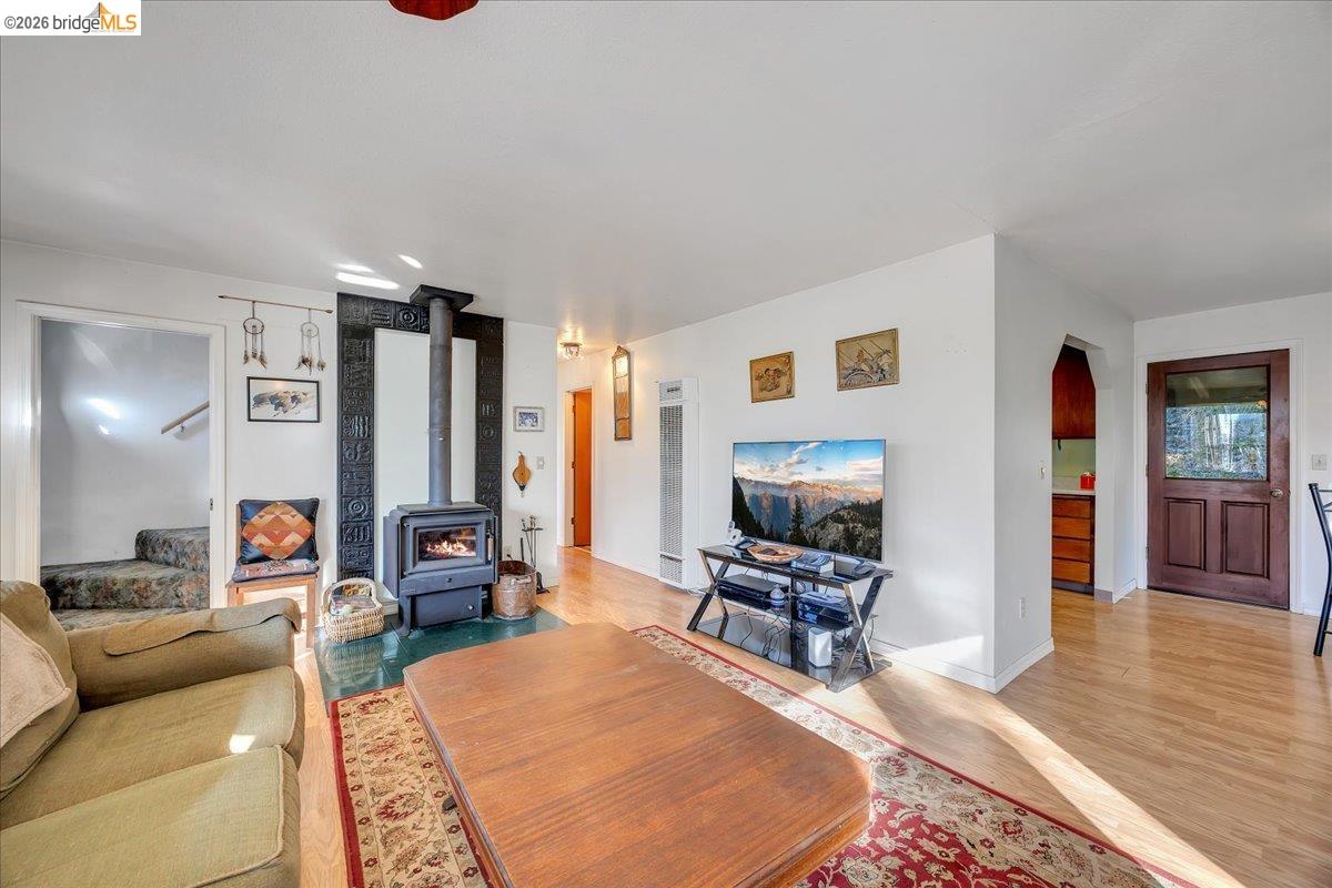 Detail Gallery Image 26 of 50 For 20550 Ponderosa Way, Tuolumne,  CA 95379 - 5 Beds | 3 Baths