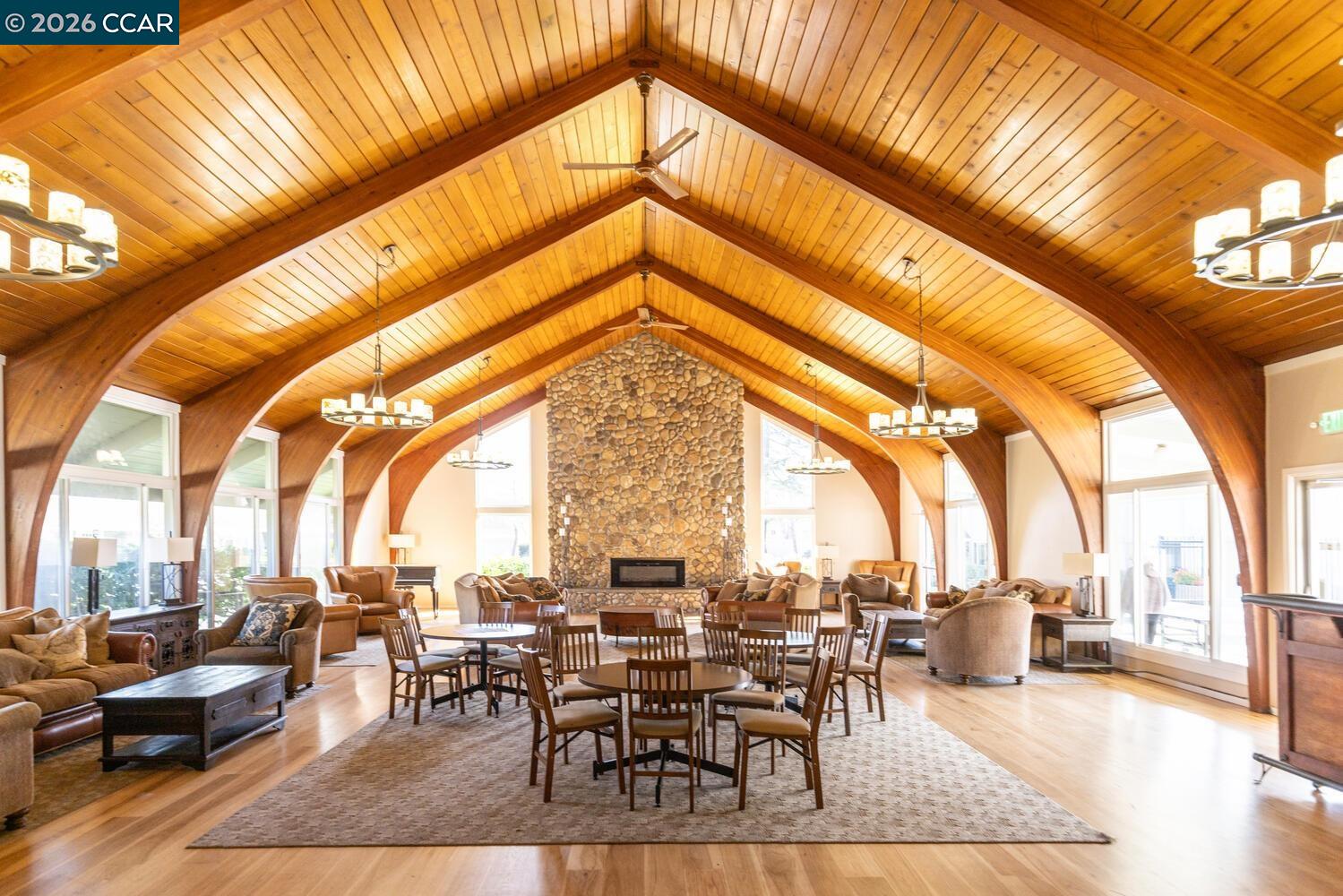 Detail Gallery Image 29 of 51 For 183 Miramonte Dr, Moraga,  CA 94556 - 3 Beds | 3 Baths