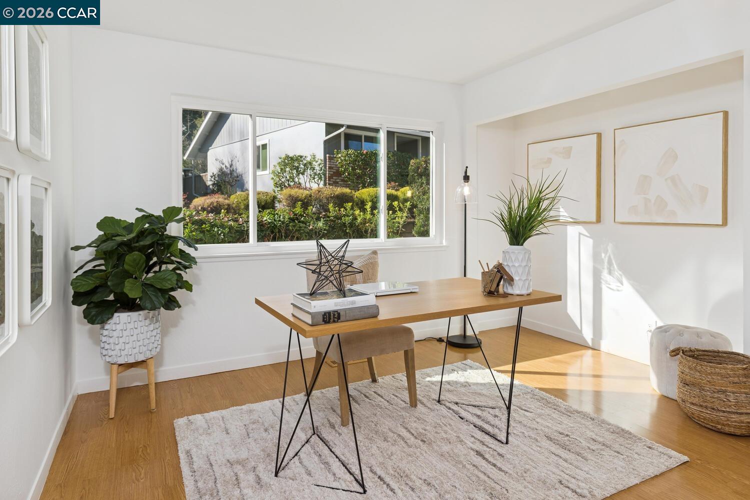 Detail Gallery Image 10 of 51 For 183 Miramonte Dr, Moraga,  CA 94556 - 3 Beds | 3 Baths