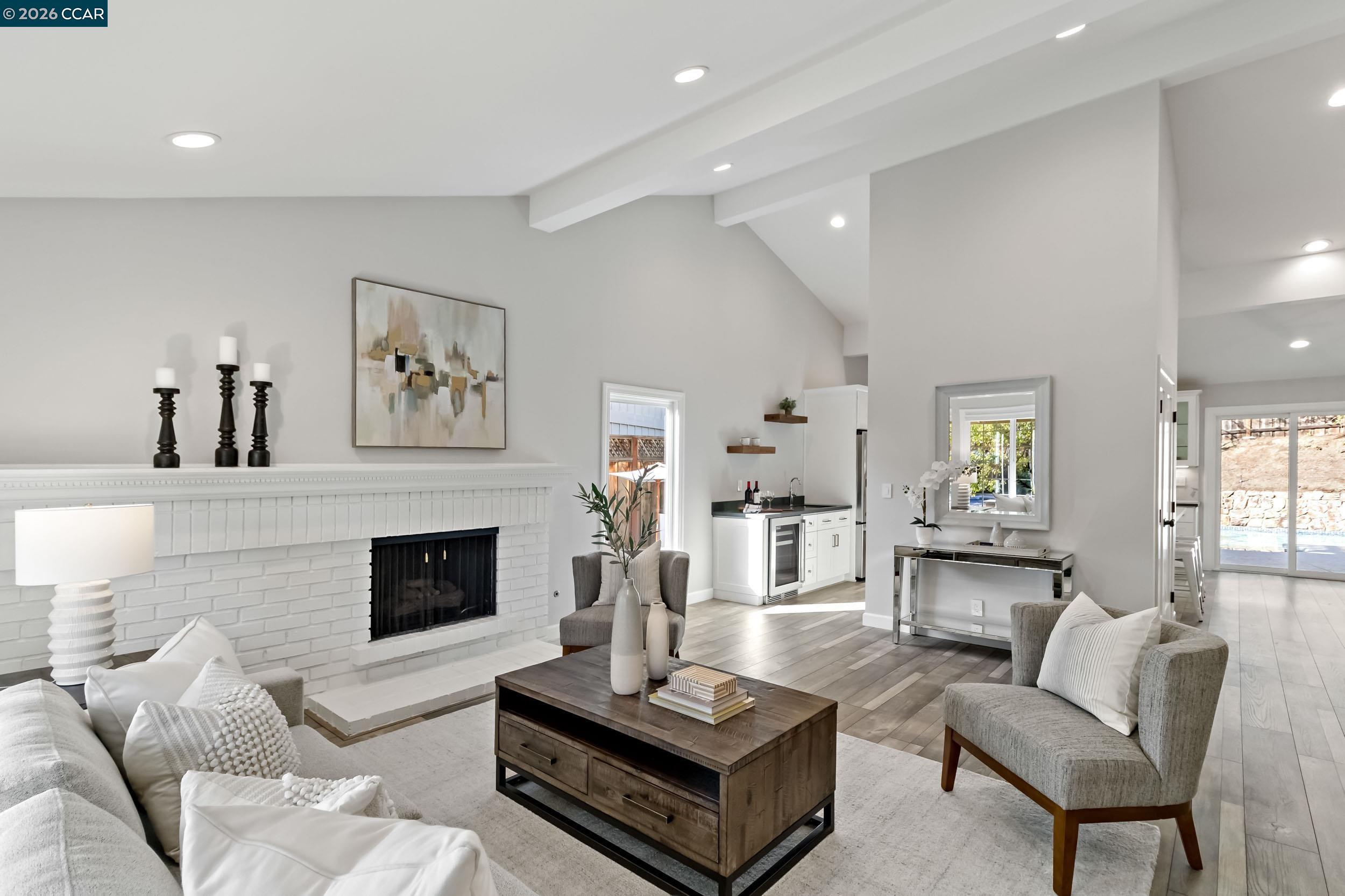 Detail Gallery Image 4 of 51 For 3624 Springer Ct, Walnut Creek,  CA 94598 - 4 Beds | 2 Baths