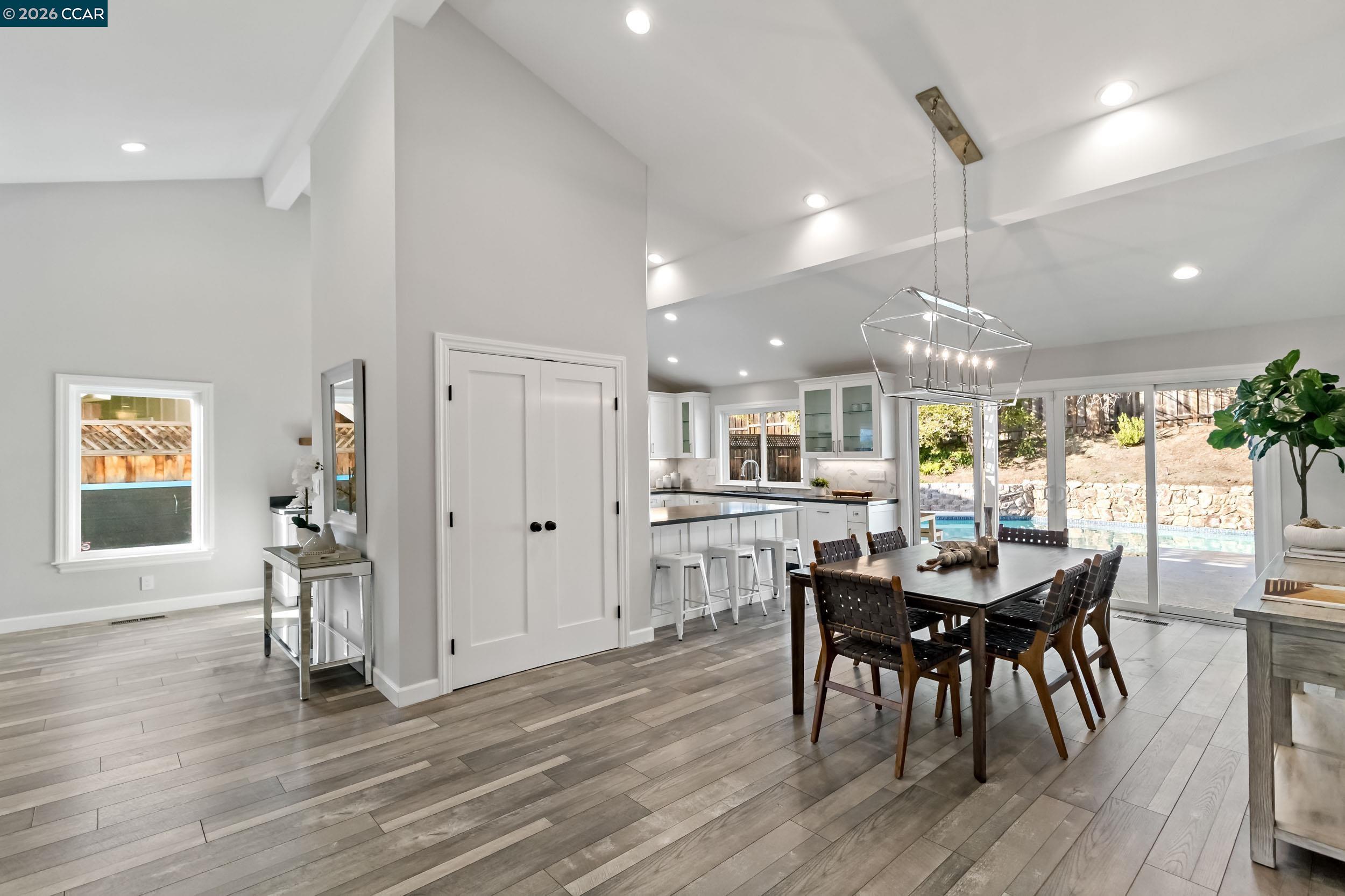 Detail Gallery Image 10 of 51 For 3624 Springer Ct, Walnut Creek,  CA 94598 - 4 Beds | 2 Baths