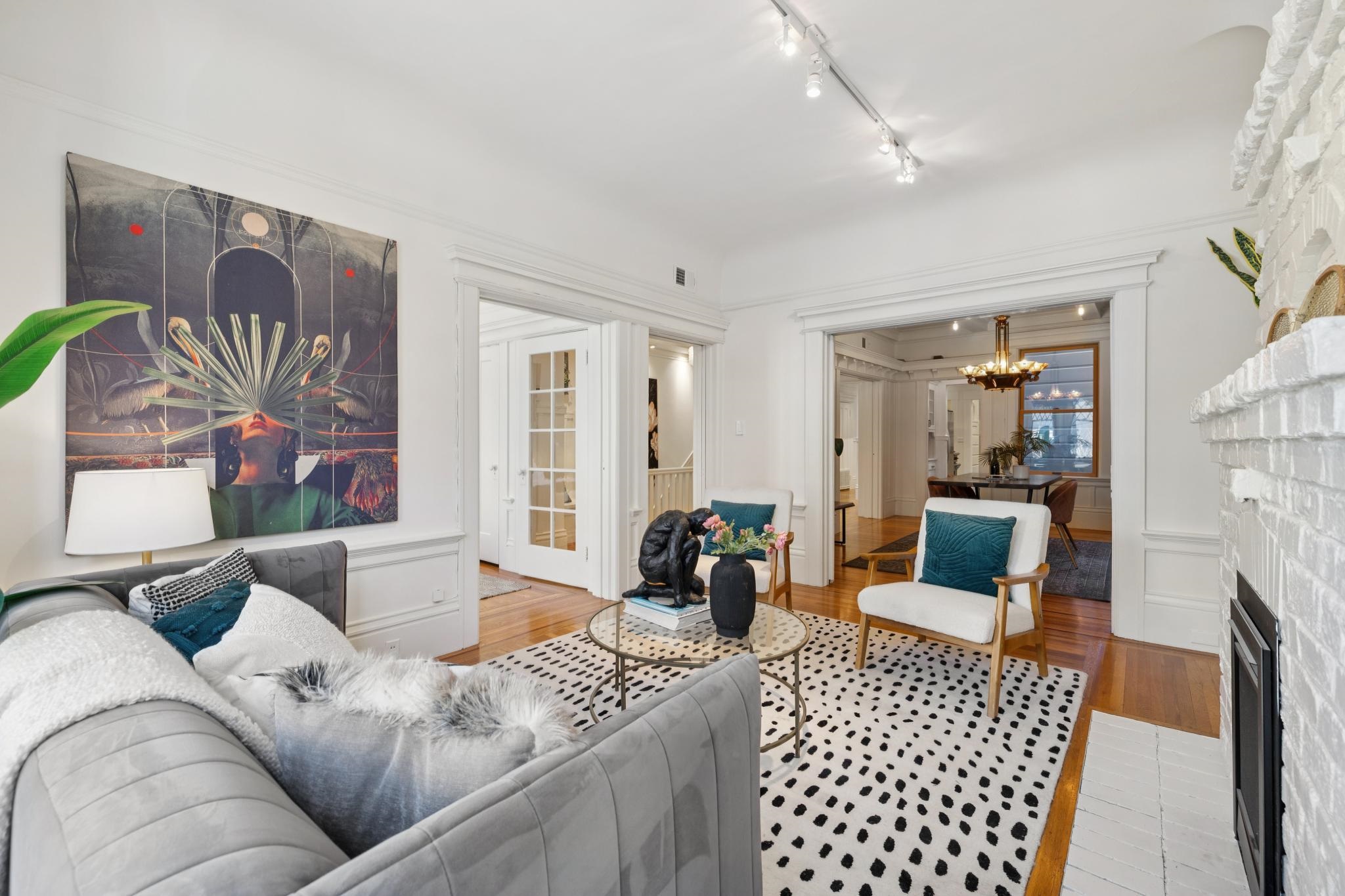 Detail Gallery Image 12 of 52 For 1316 Taylor Street, San Francisco,  CA 94108 - 4 Beds | 1/1 Baths