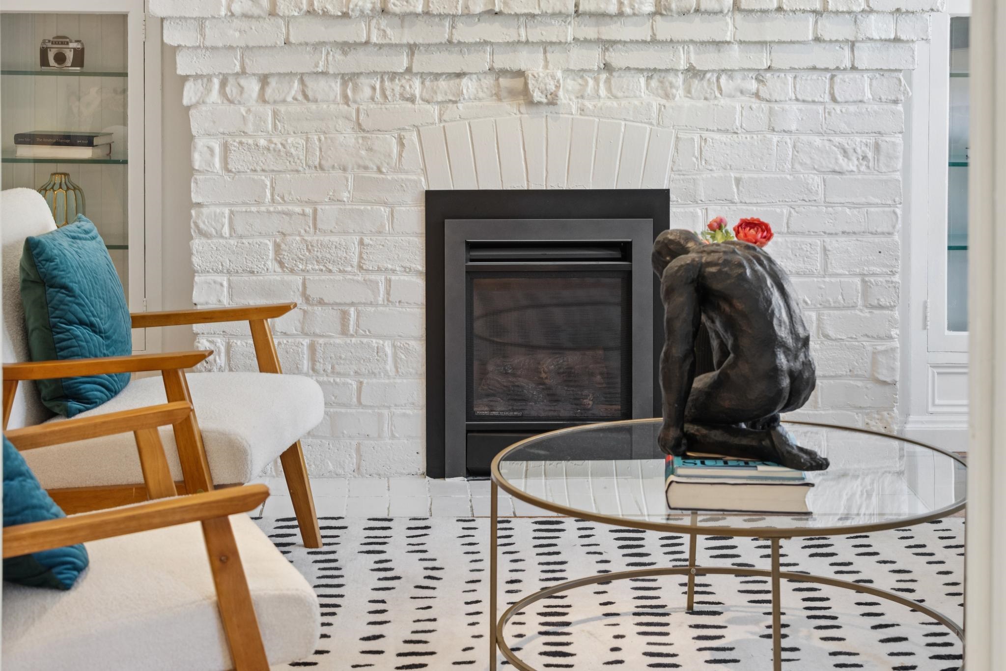 Detail Gallery Image 10 of 52 For 1316 Taylor Street, San Francisco,  CA 94108 - 4 Beds | 1/1 Baths