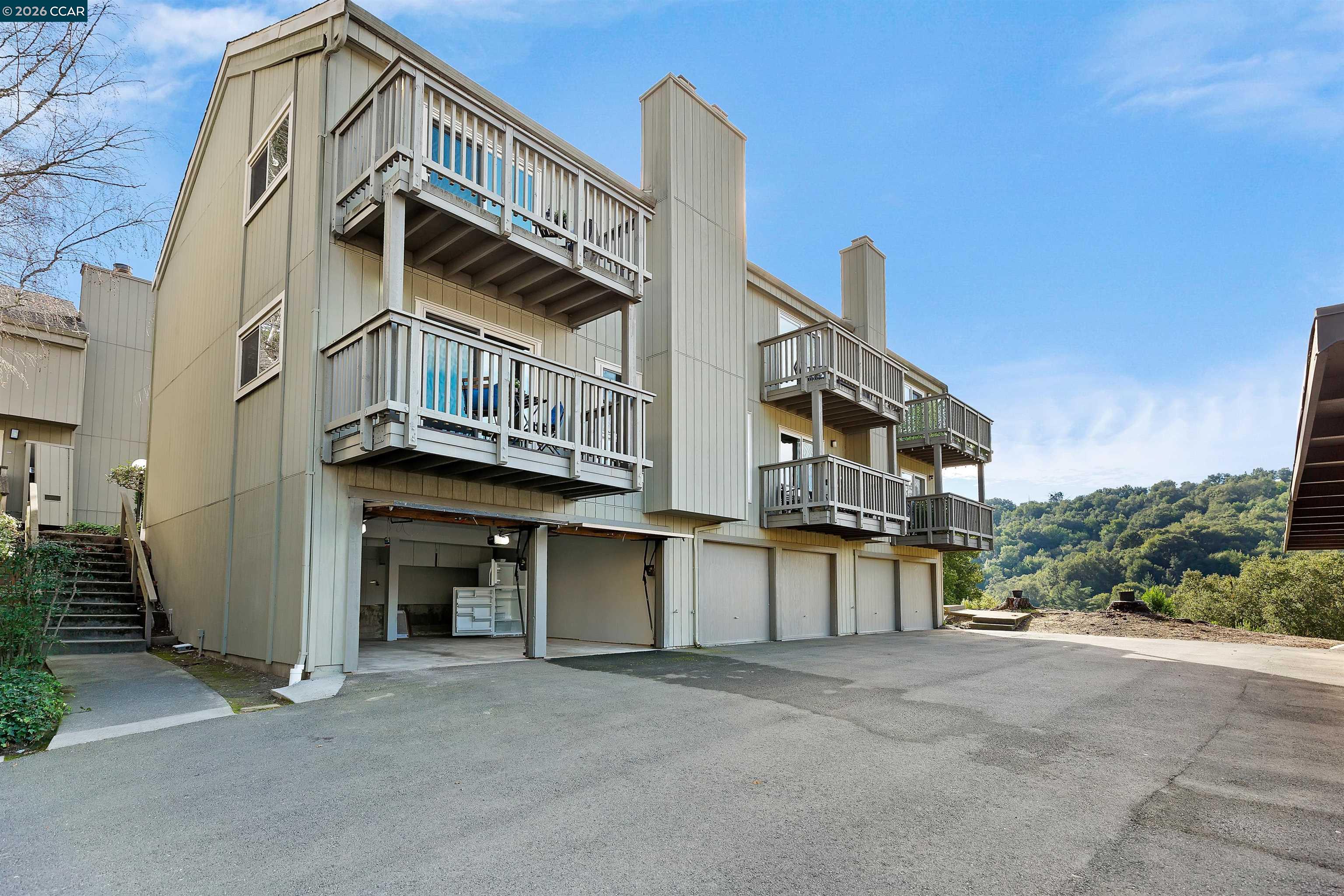 Detail Gallery Image 24 of 24 For 117 Ascot Ct a,  Moraga,  CA 94556 - 2 Beds | 2/1 Baths