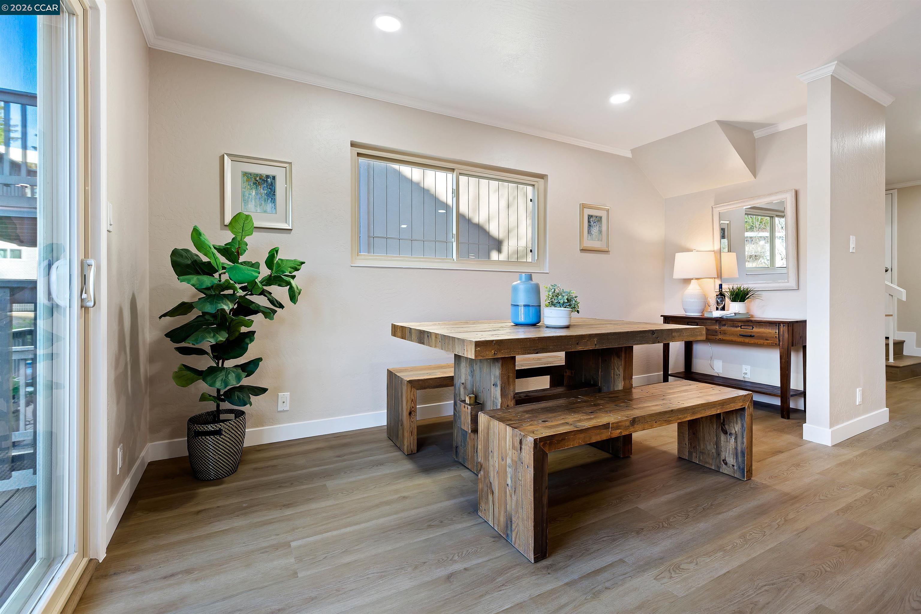 Detail Gallery Image 10 of 24 For 117 Ascot Ct a,  Moraga,  CA 94556 - 2 Beds | 2/1 Baths