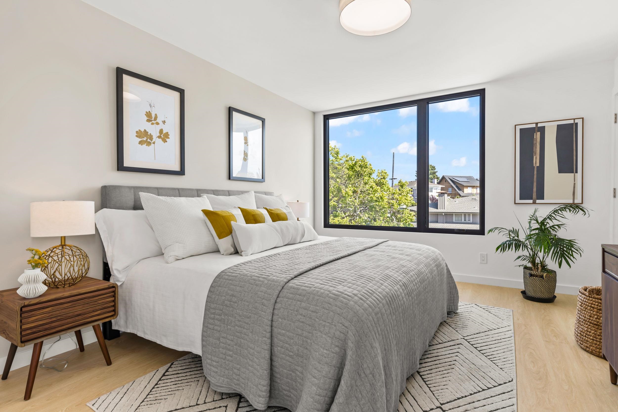 Detail Gallery Image 16 of 26 For 1235 Hampel St., Oakland,  CA 94602 - 3 Beds | 2 Baths