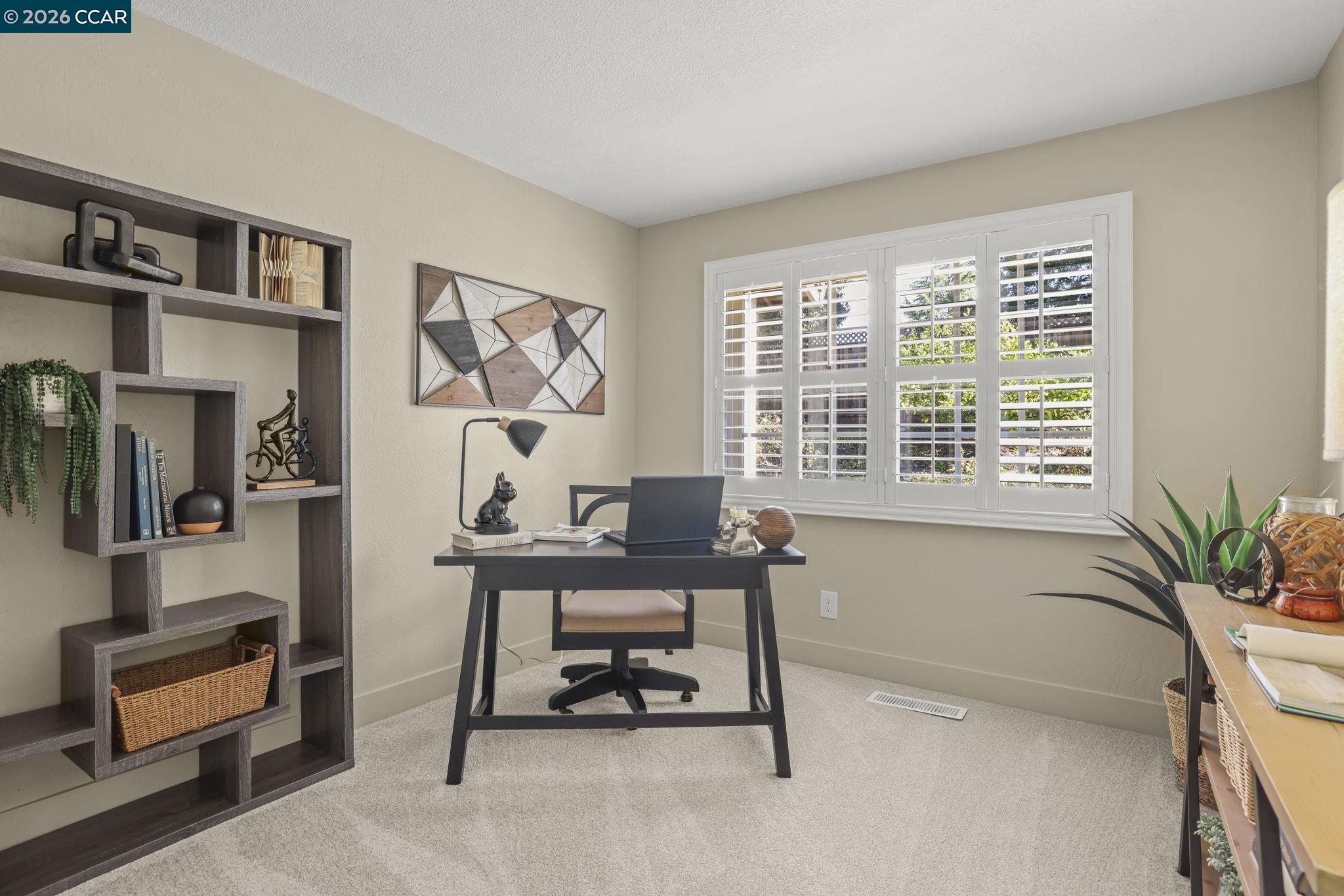 Detail Gallery Image 23 of 46 For 406 Mt Sequoia Ct, Clayton,  CA 94517 - 3 Beds | 2 Baths