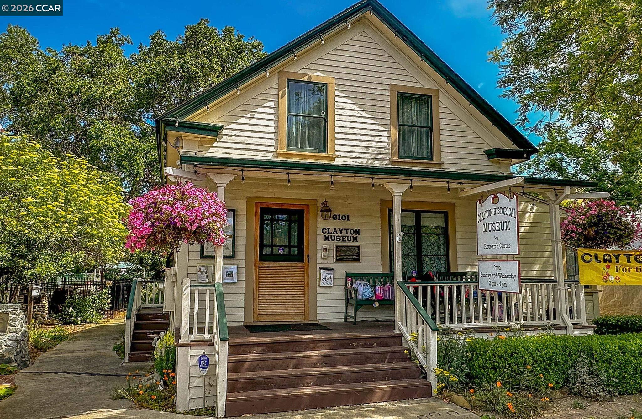 Detail Gallery Image 37 of 46 For 406 Mt Sequoia Ct, Clayton,  CA 94517 - 3 Beds | 2 Baths