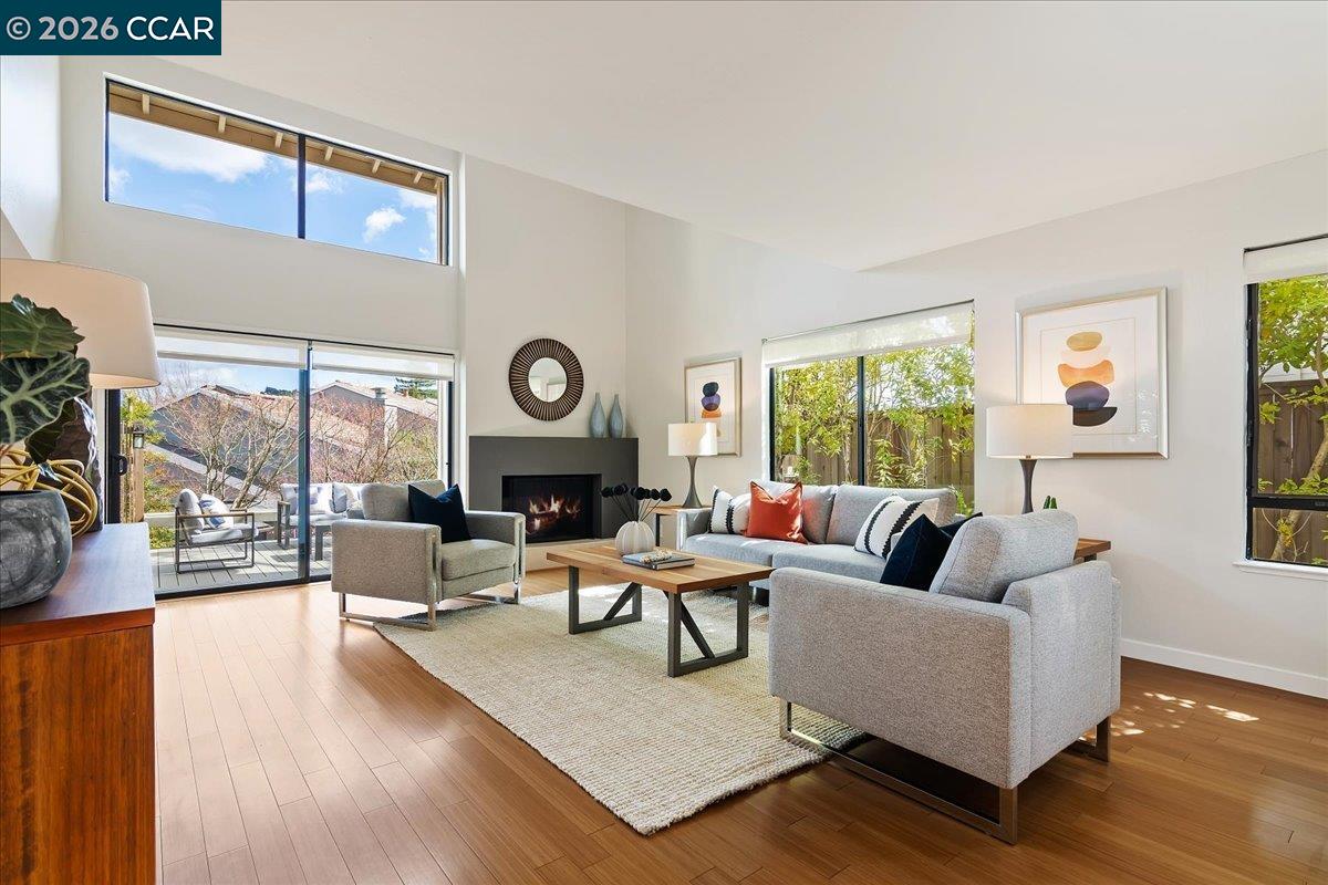 Photo #2: 41121891 Listing: Photo #2