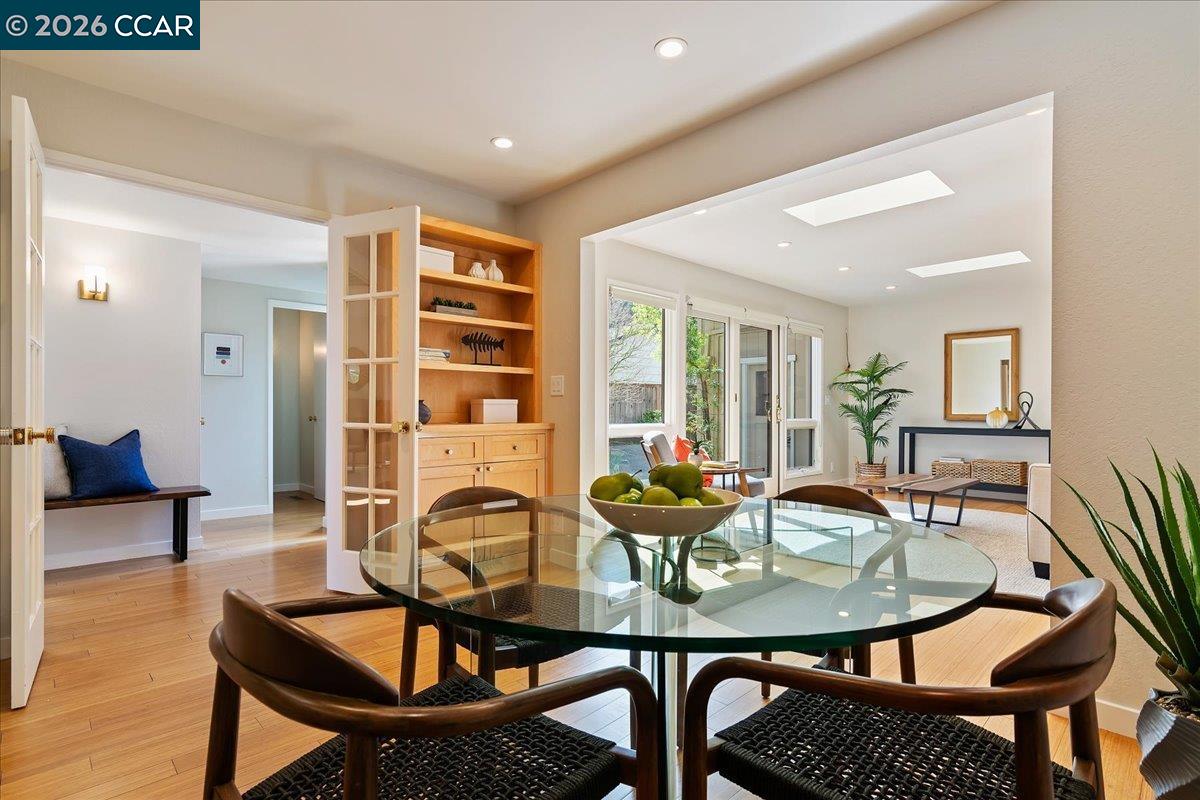 Detail Gallery Image 9 of 30 For 7 Doral Dr, Moraga,  CA 94556 - 2 Beds | 2/1 Baths