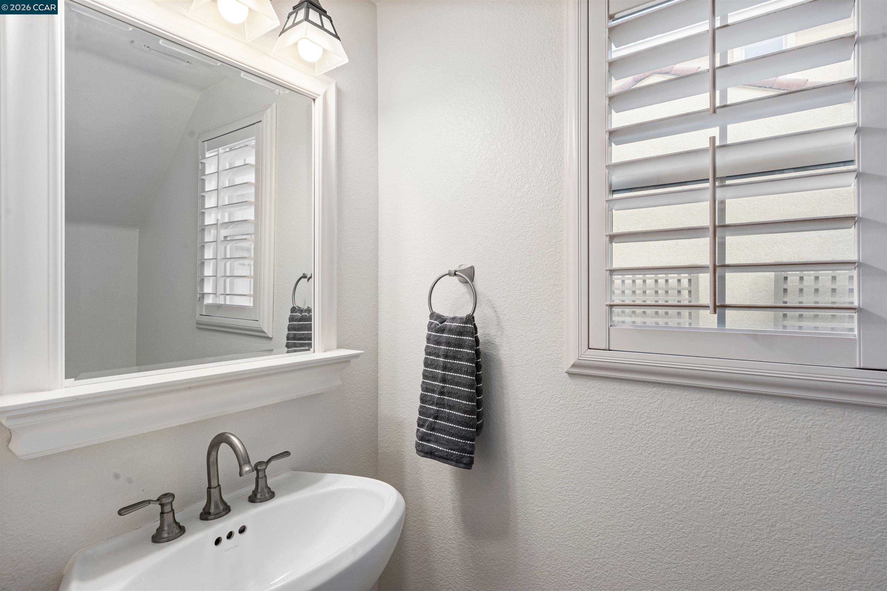 Detail Gallery Image 20 of 60 For 527 Gabriel Ct, Walnut Creek,  CA 94597 - 4 Beds | 2/1 Baths