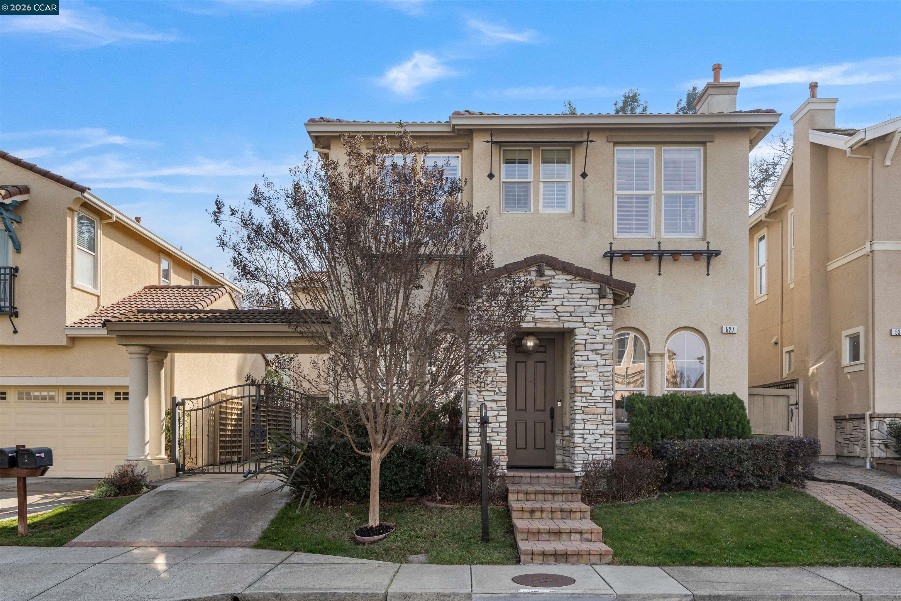 Detail Gallery Image 3 of 60 For 527 Gabriel Ct, Walnut Creek,  CA 94597 - 4 Beds | 2/1 Baths