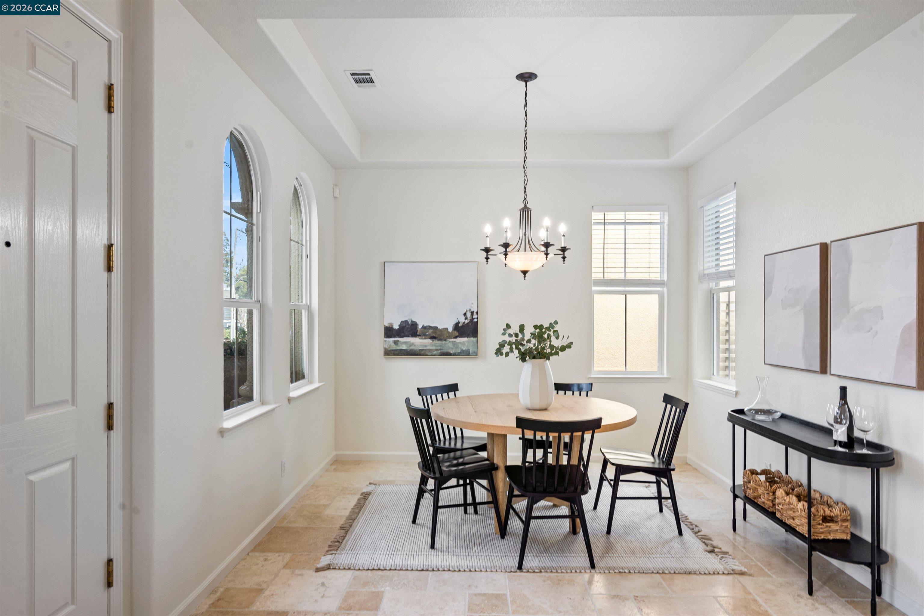 Detail Gallery Image 6 of 60 For 527 Gabriel Ct, Walnut Creek,  CA 94597 - 4 Beds | 2/1 Baths