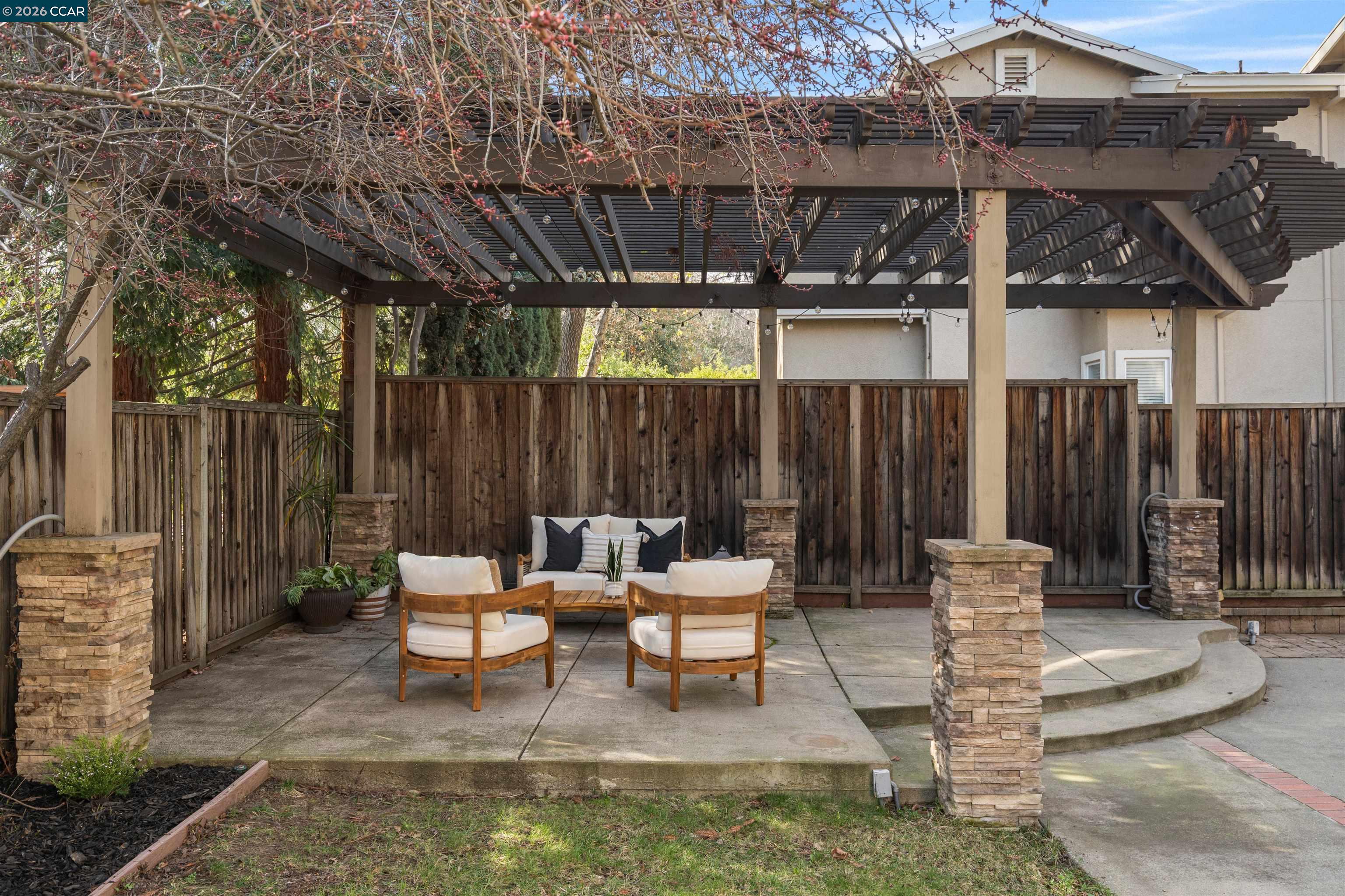 Detail Gallery Image 52 of 60 For 527 Gabriel Ct, Walnut Creek,  CA 94597 - 4 Beds | 2/1 Baths